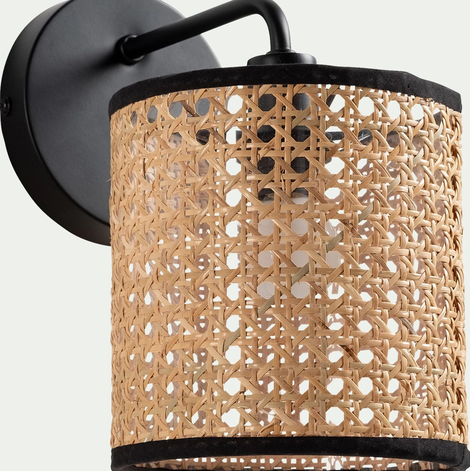 Applique électrifiée en rotin - naturel D15cm