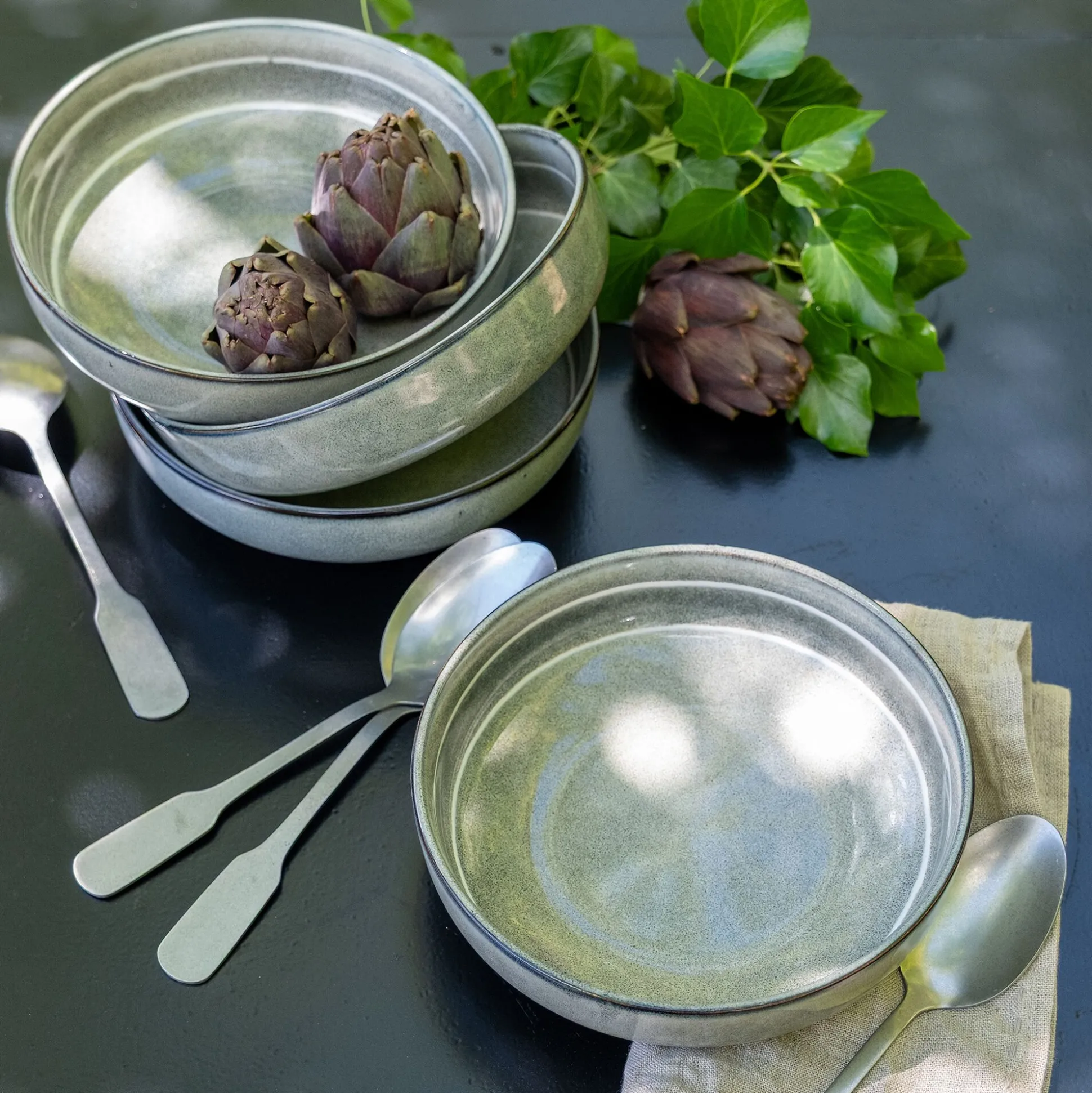 Assiette creuse en grès D17,5cm - bleu calaluna