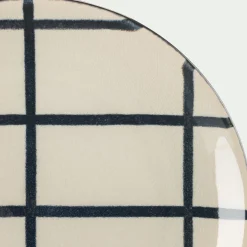 Assiette à dessert rayée en grès D21,6cm - blanc