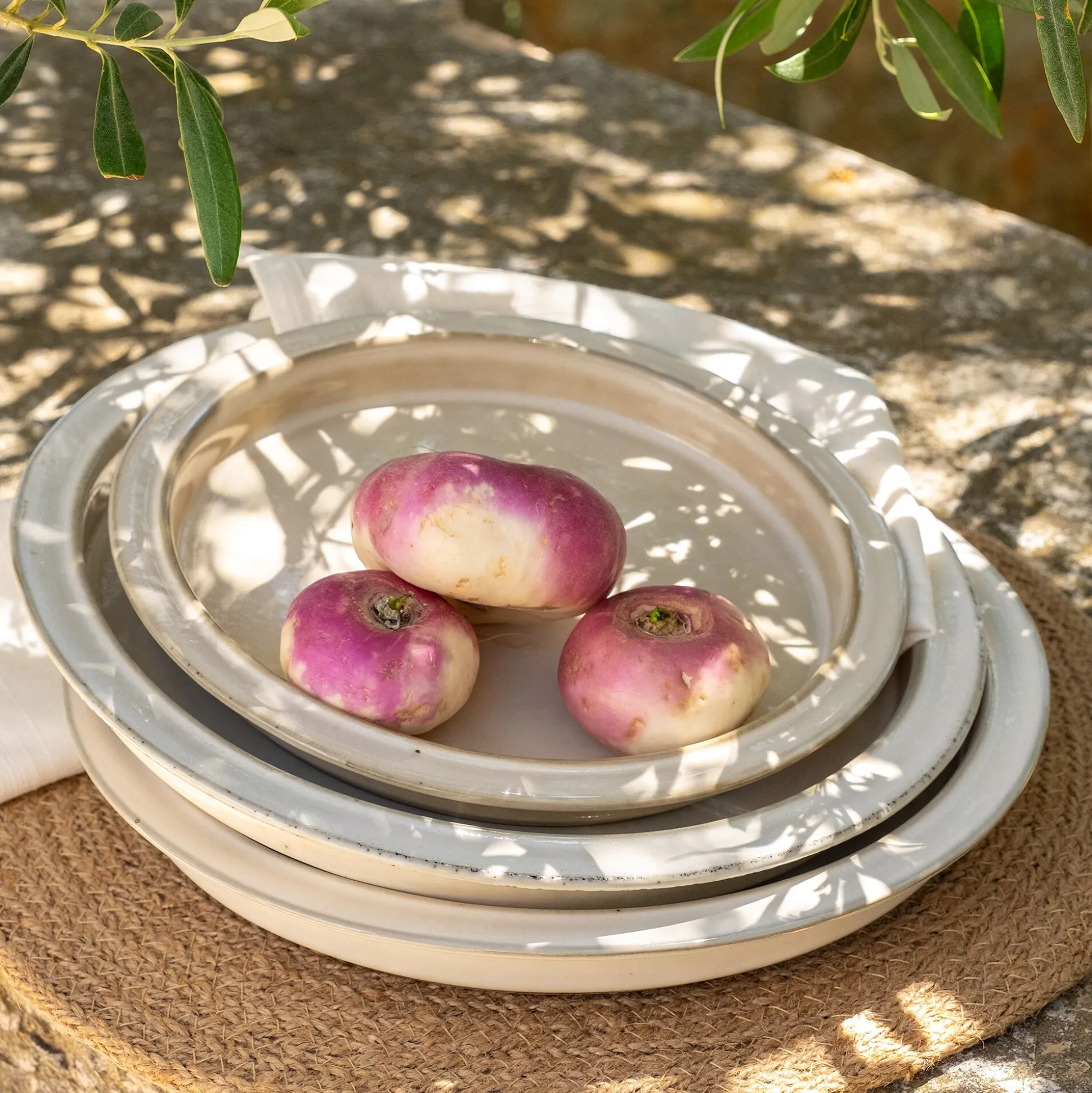 Assiette plate en grès D26cm - blanc ventoux