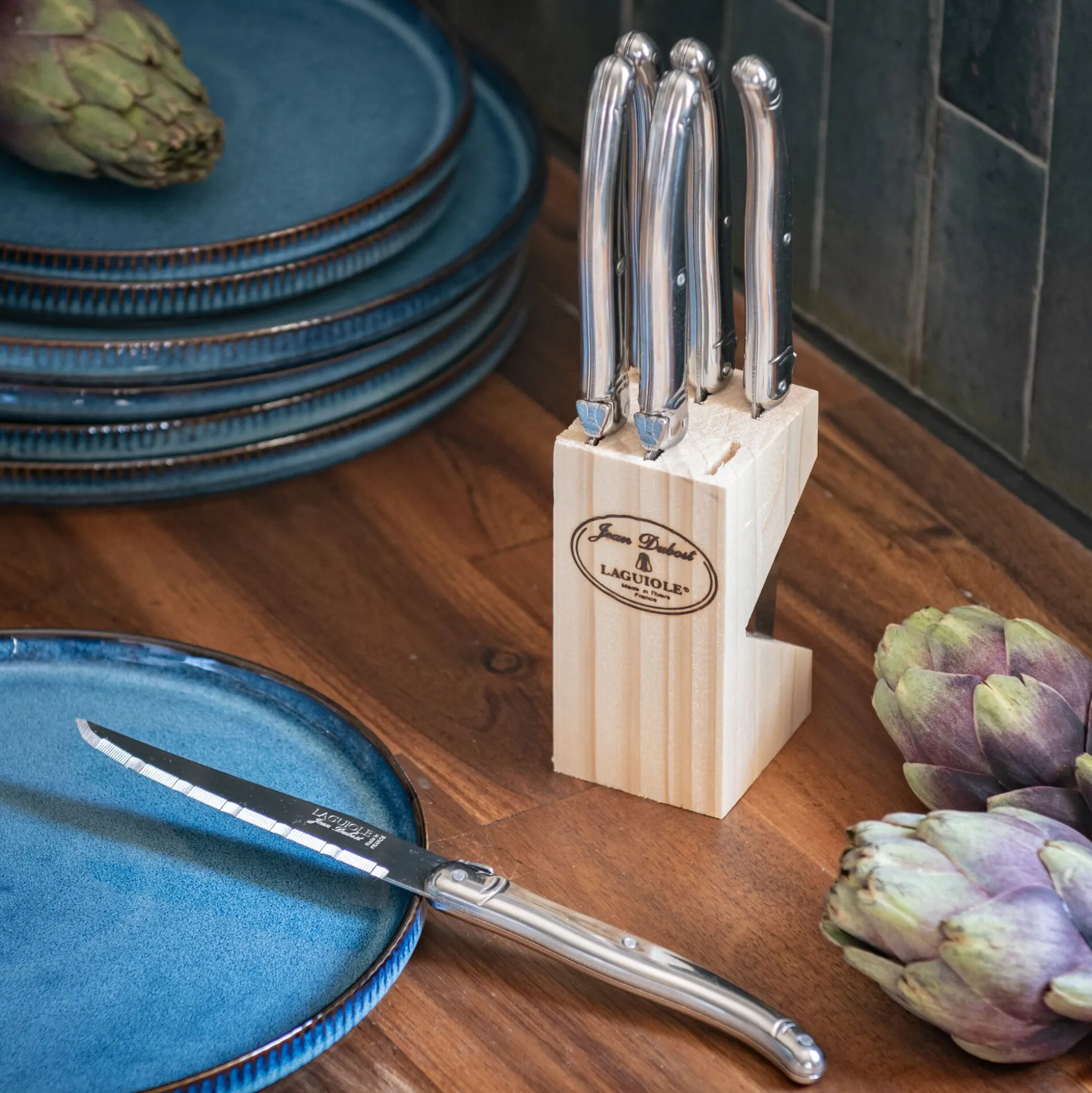 Bloc en bois de 6 couteaux à steak en acier - gris métallisé