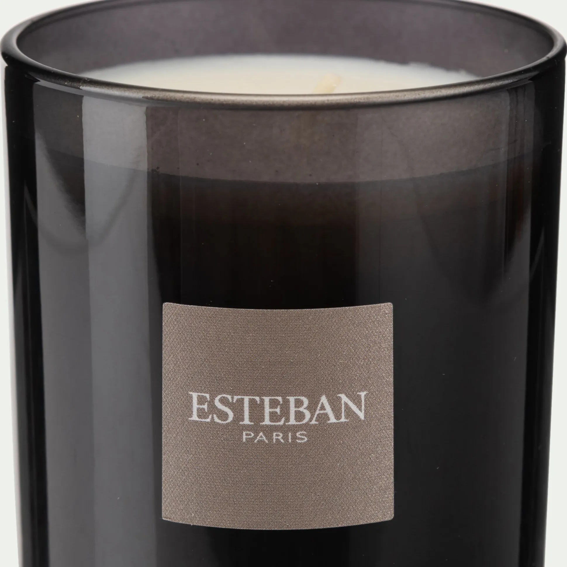Bougie parfumée senteur iris cachemire 180g