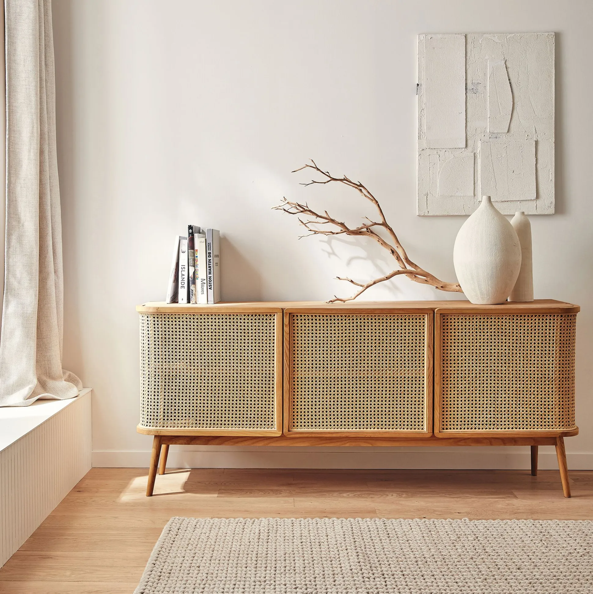 Buffet cannage 3 portes en bois - bois clair
