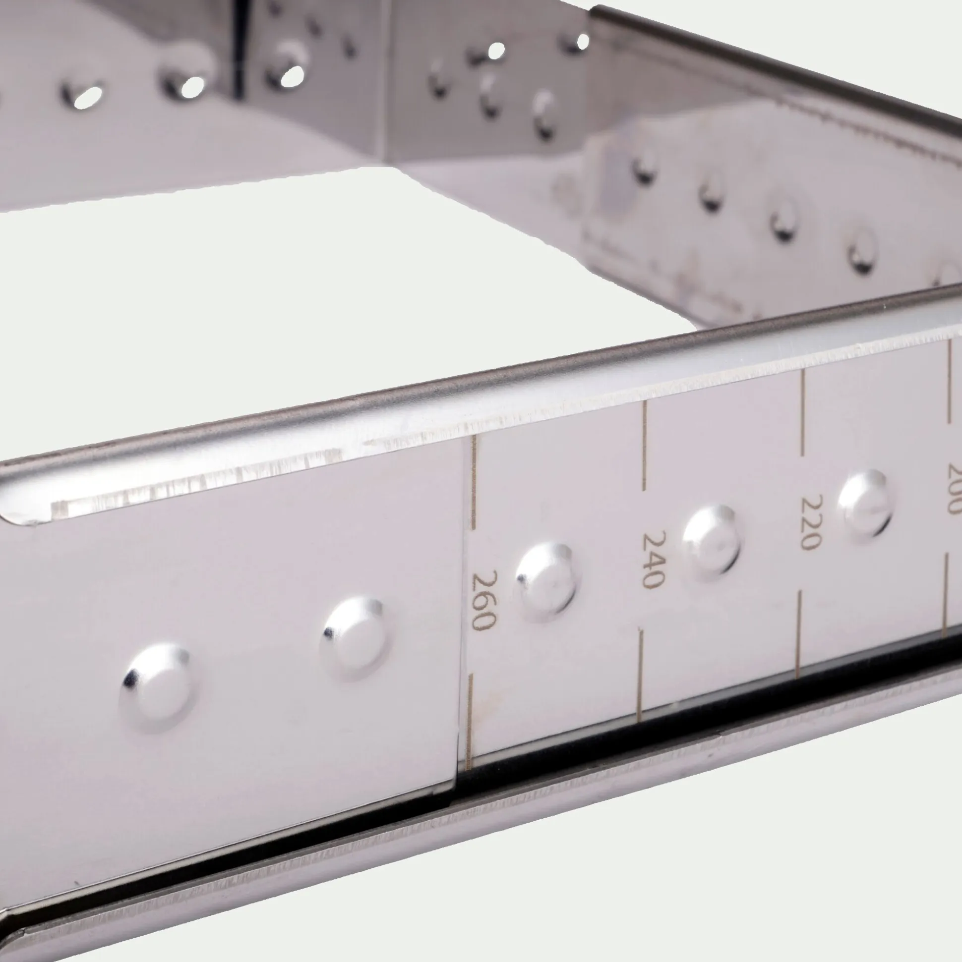 Cadre à opéra réglable en inox L16cm à L28cm - argenté