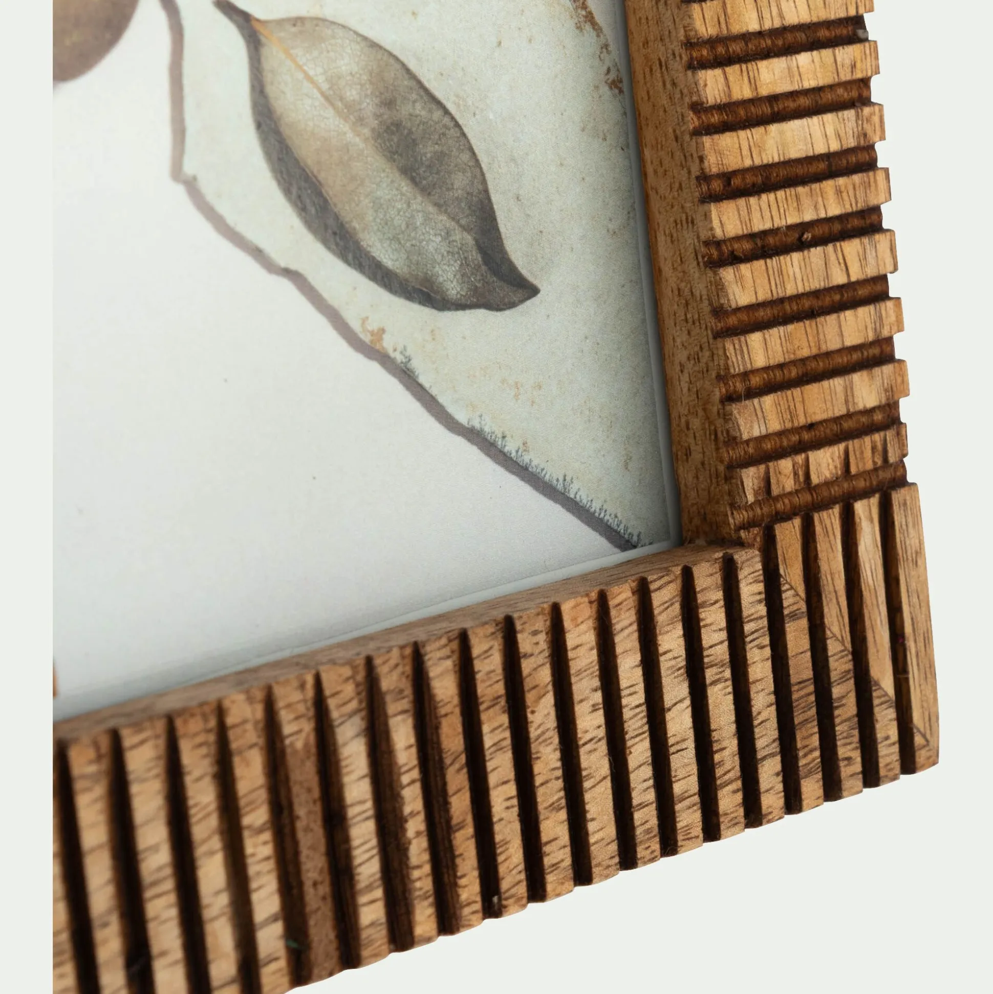 Cadre photo en bois de manguier strié 16x20,5cm - bois foncé
