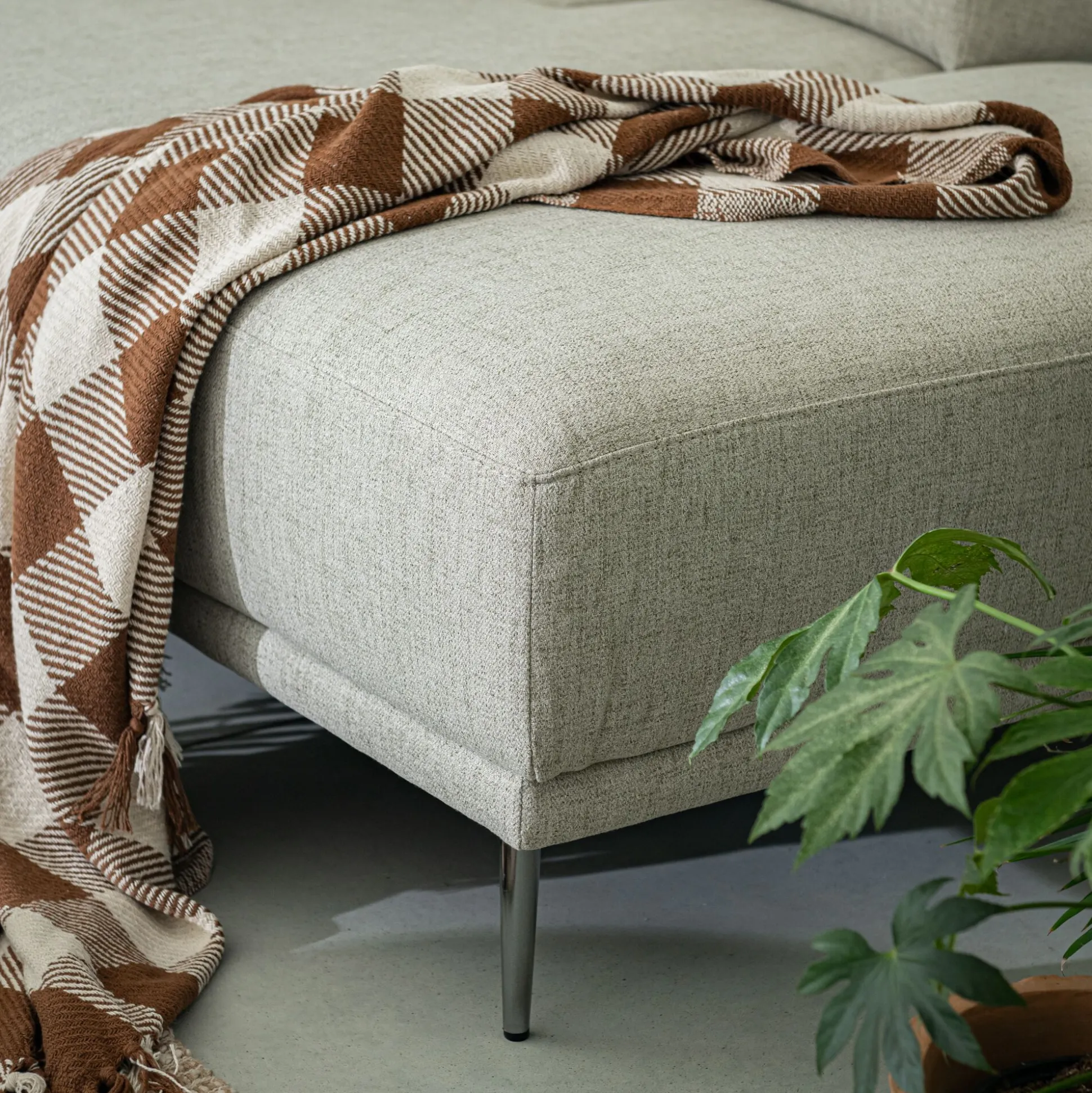 Canapé grand d'angle droit en tissu avec fonction avance-recul - beige roucas