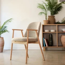 Chaise de repas avec accoudoirs en tissu - gris