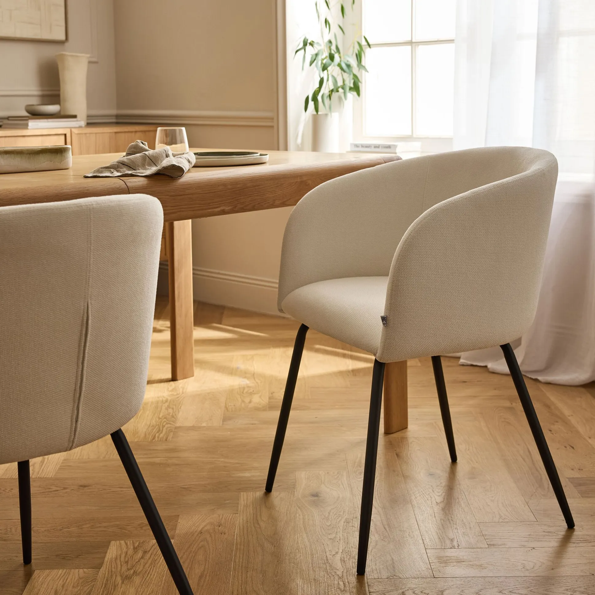 Chaise en tissu et métal avec accoudoirs - blanc ventoux