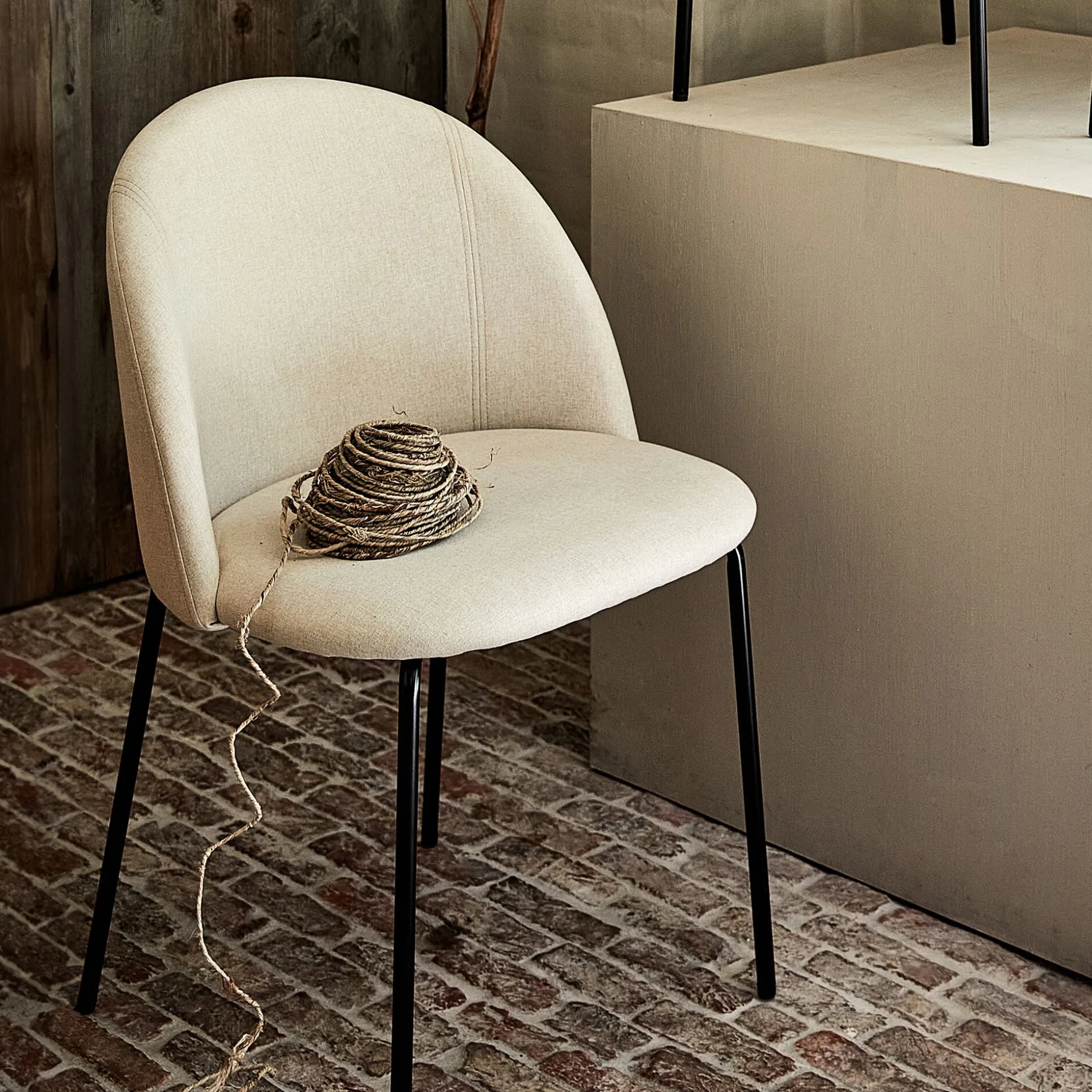 Chaise ronde en tissu - beige roucas