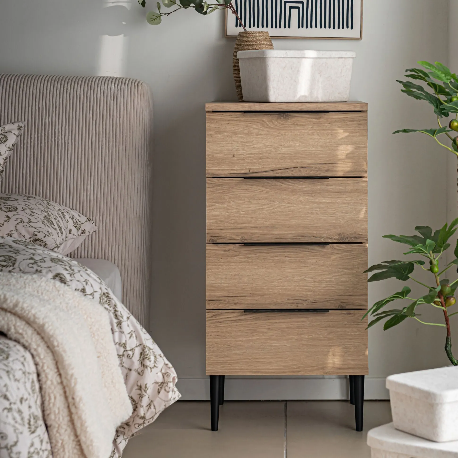Chiffonnier 4 tiroirs en bois - bois clair