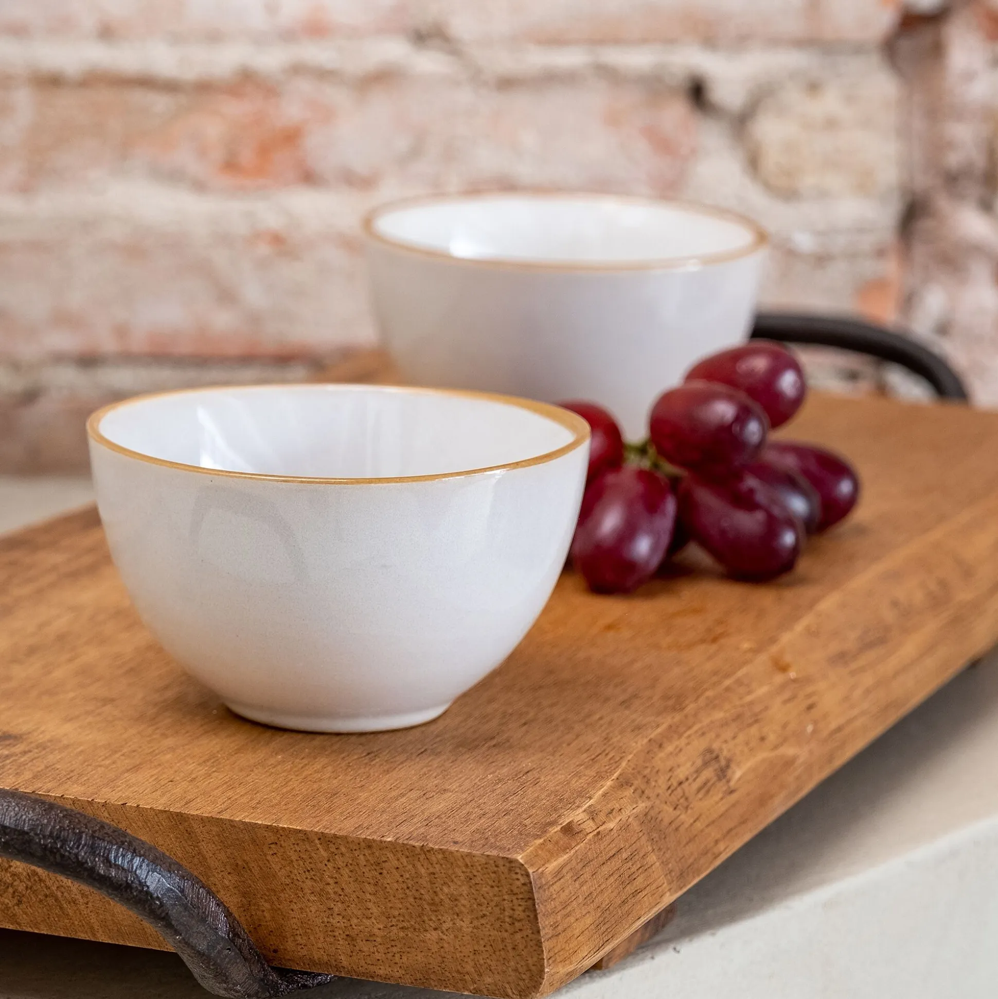 Coupelle en grès avec liseré marron D9cm - blanc