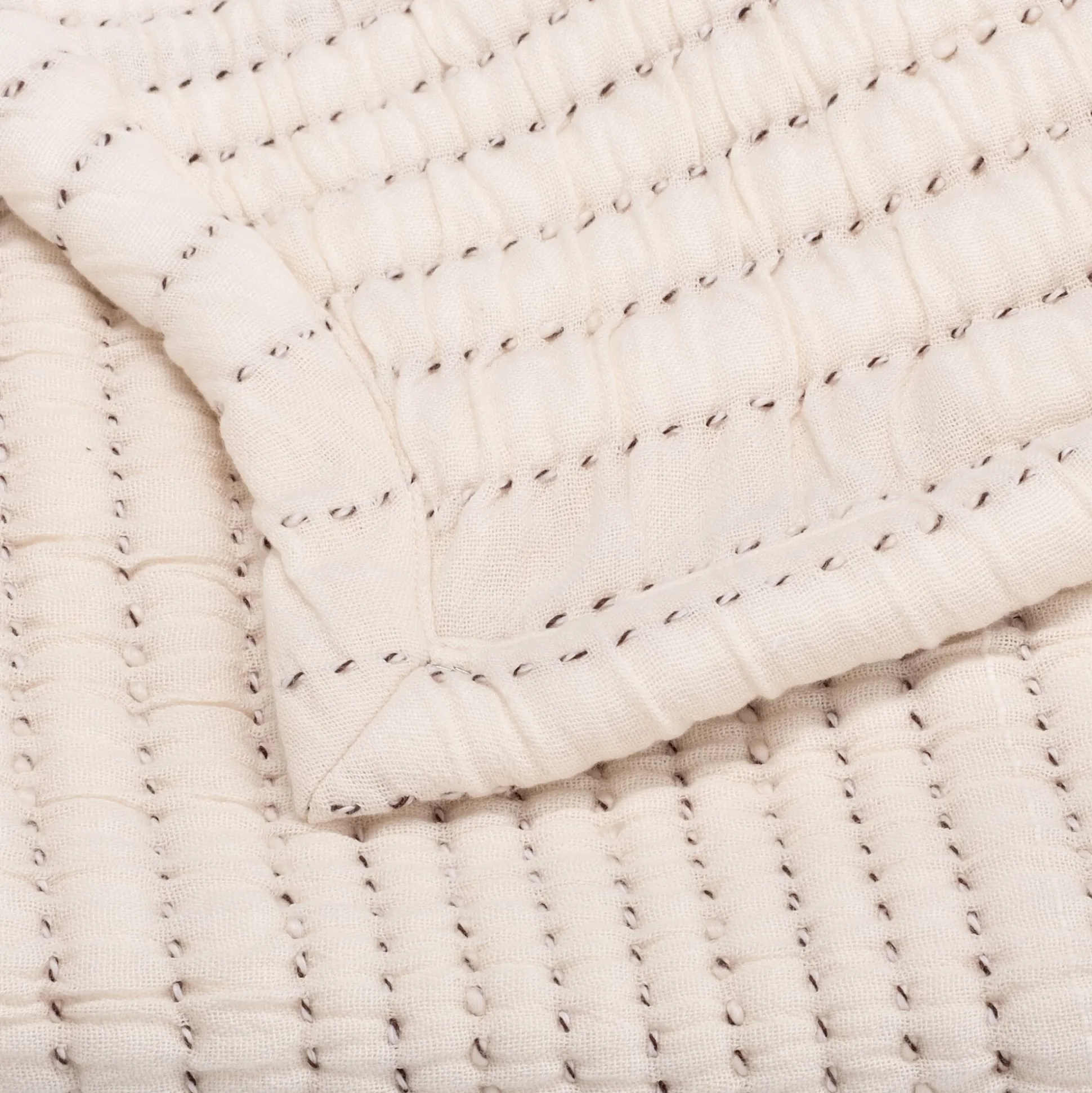 Couvre-lit matelassé en coton surpiqué 230x250cm - blanc écru