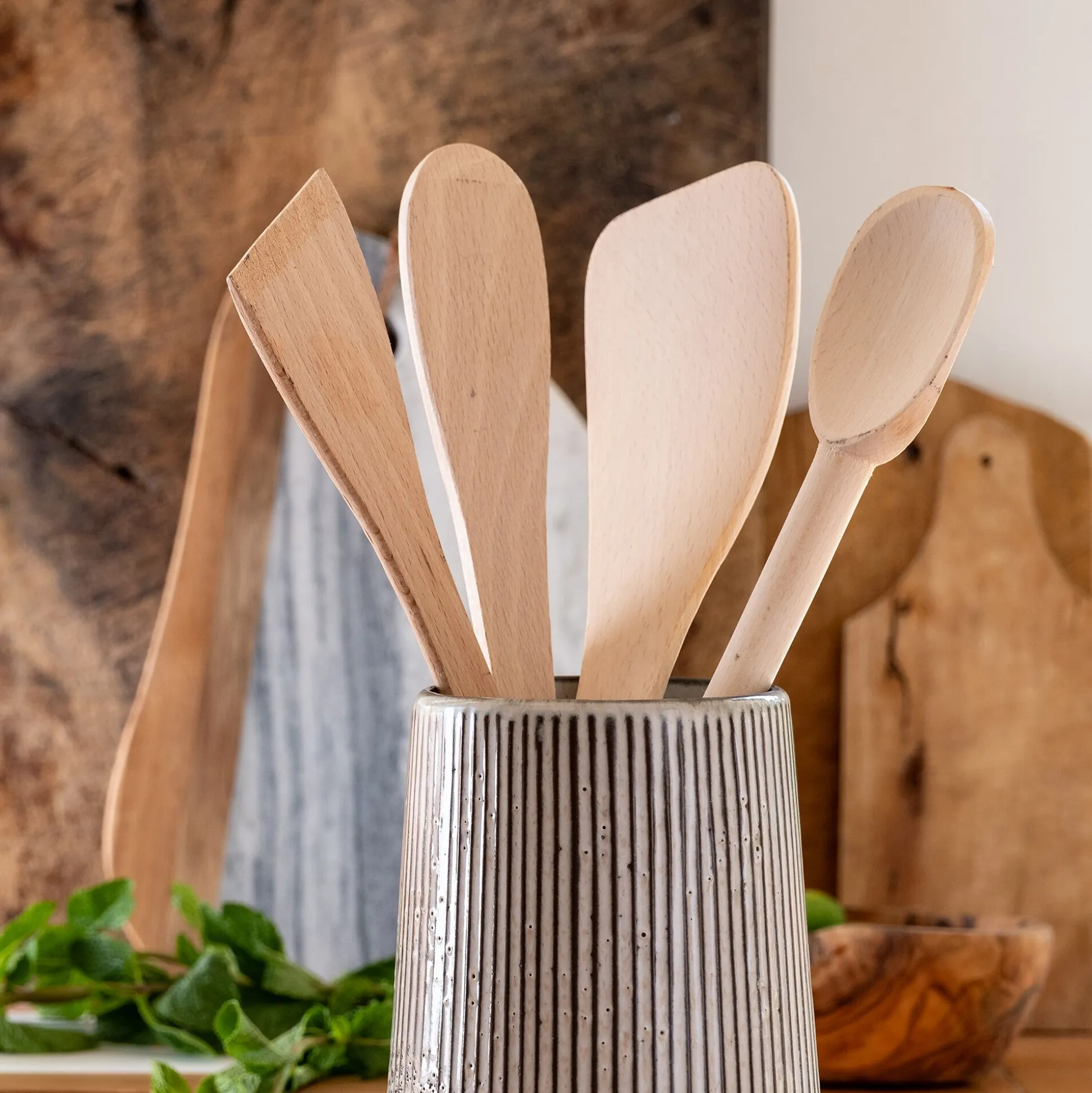 Cuillère anglaise en bois de hêtre 30cm - naturel