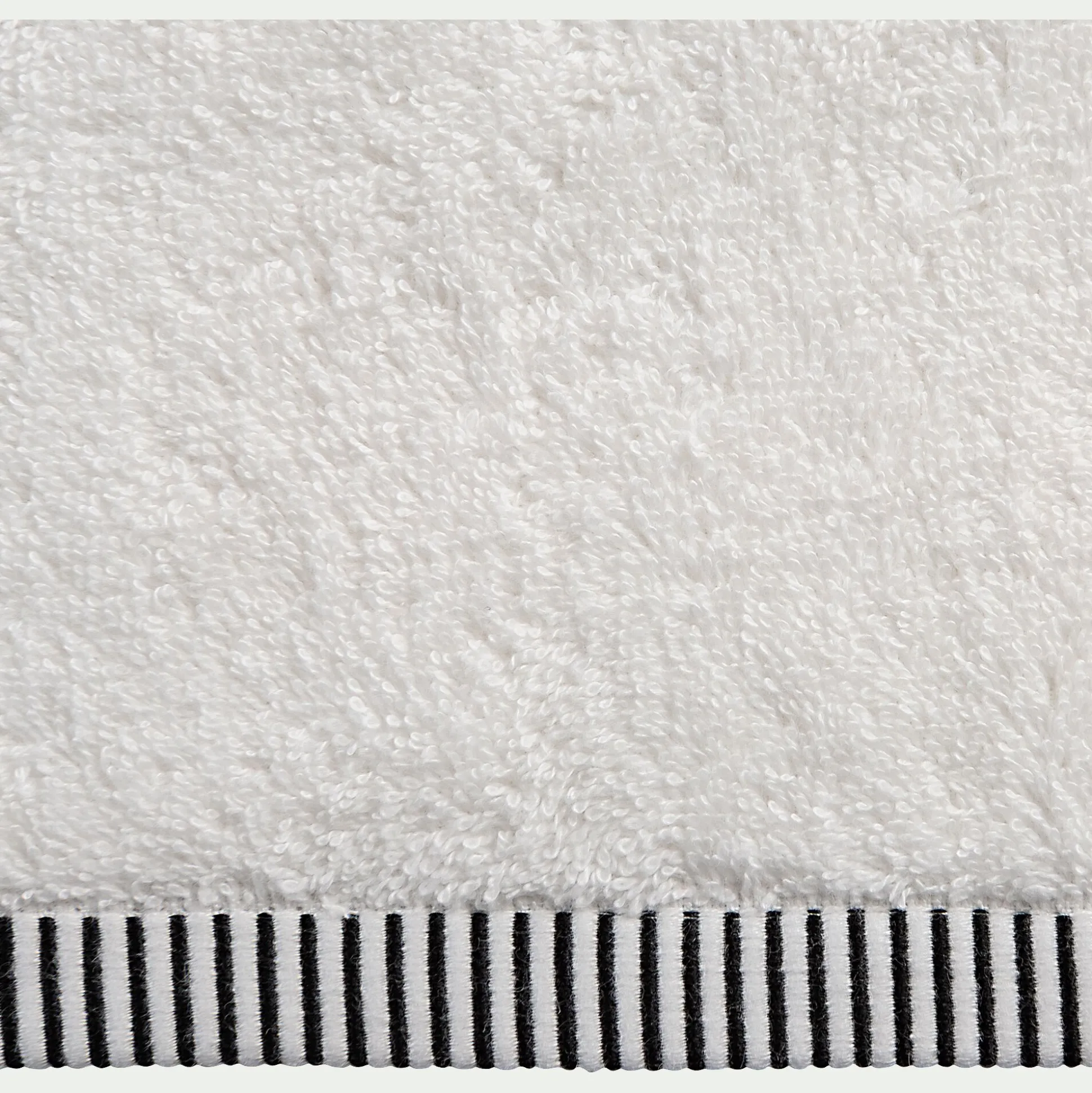 Drap de bain brodé en coton - blanc ventoux 100x150cm