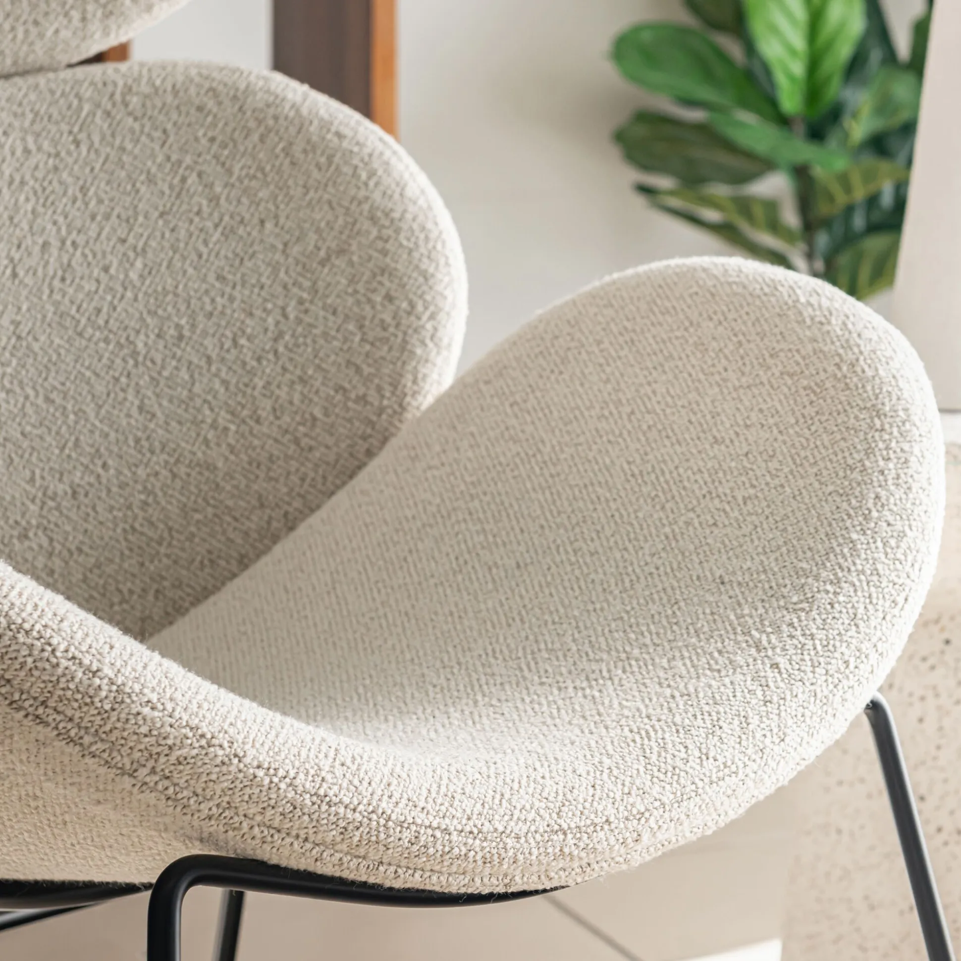 Fauteuil en tissu bouclettes - beige