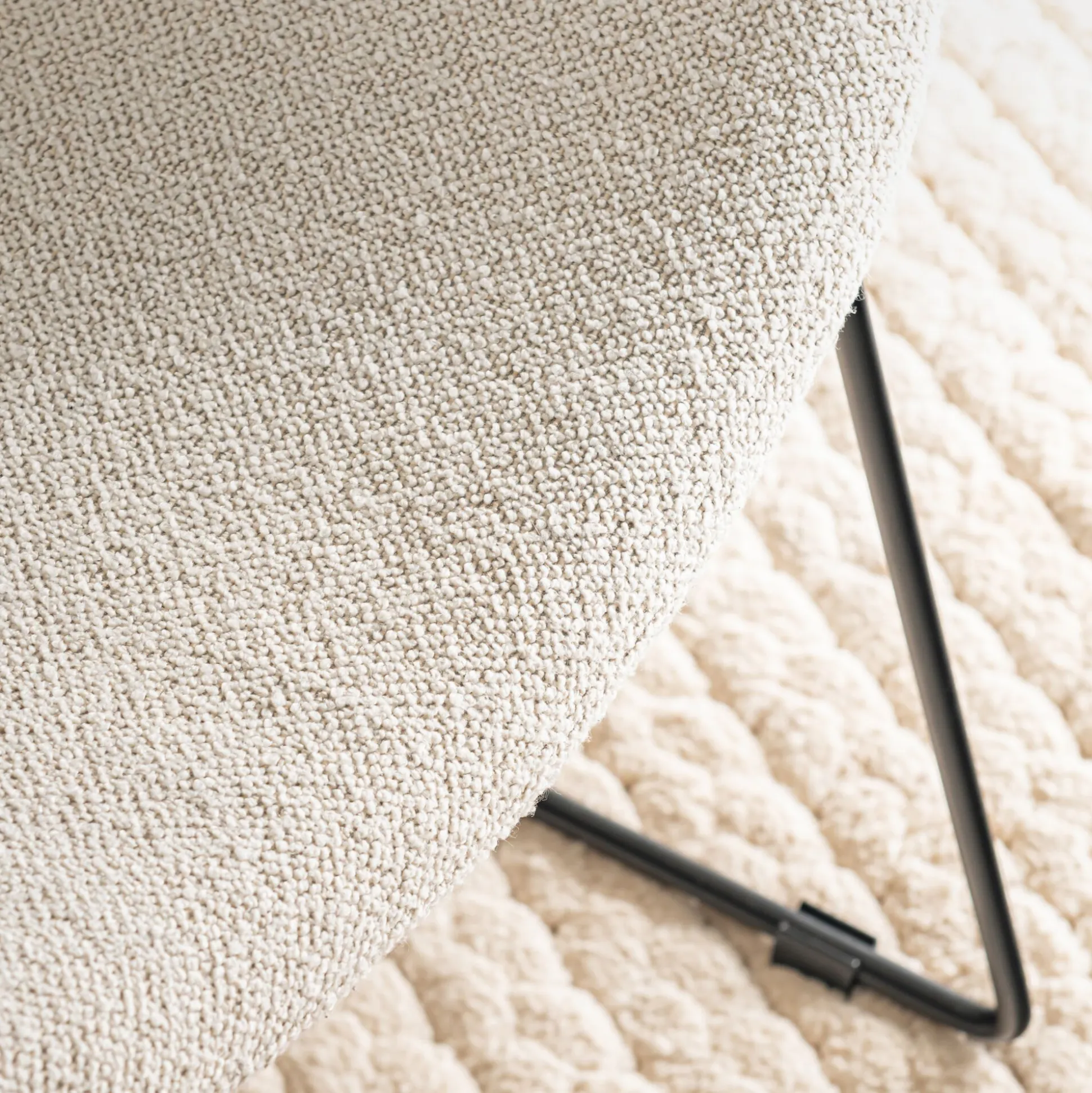 Fauteuil en tissu bouclettes - beige
