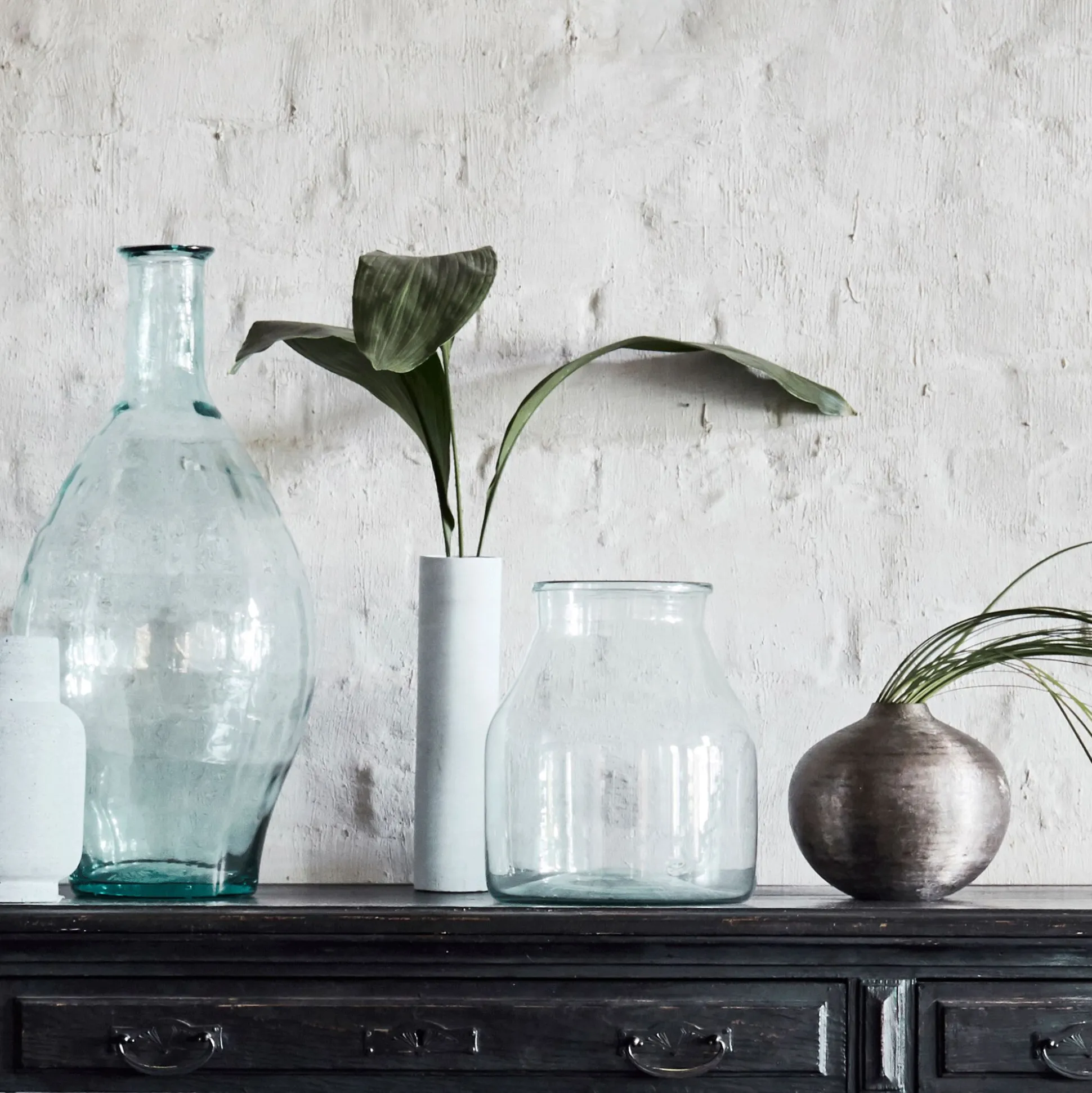 Grand vase en verre recyclé - bleu transparent H60cm