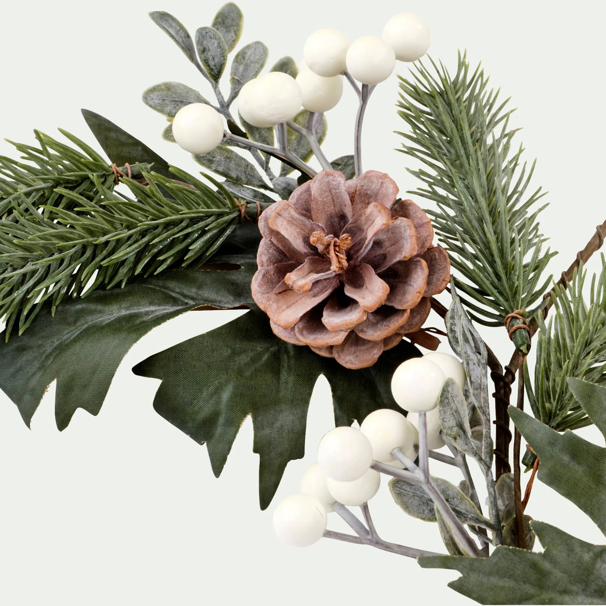 Guirlande de Noël en feuilles et baies artificielles L140cm - vert