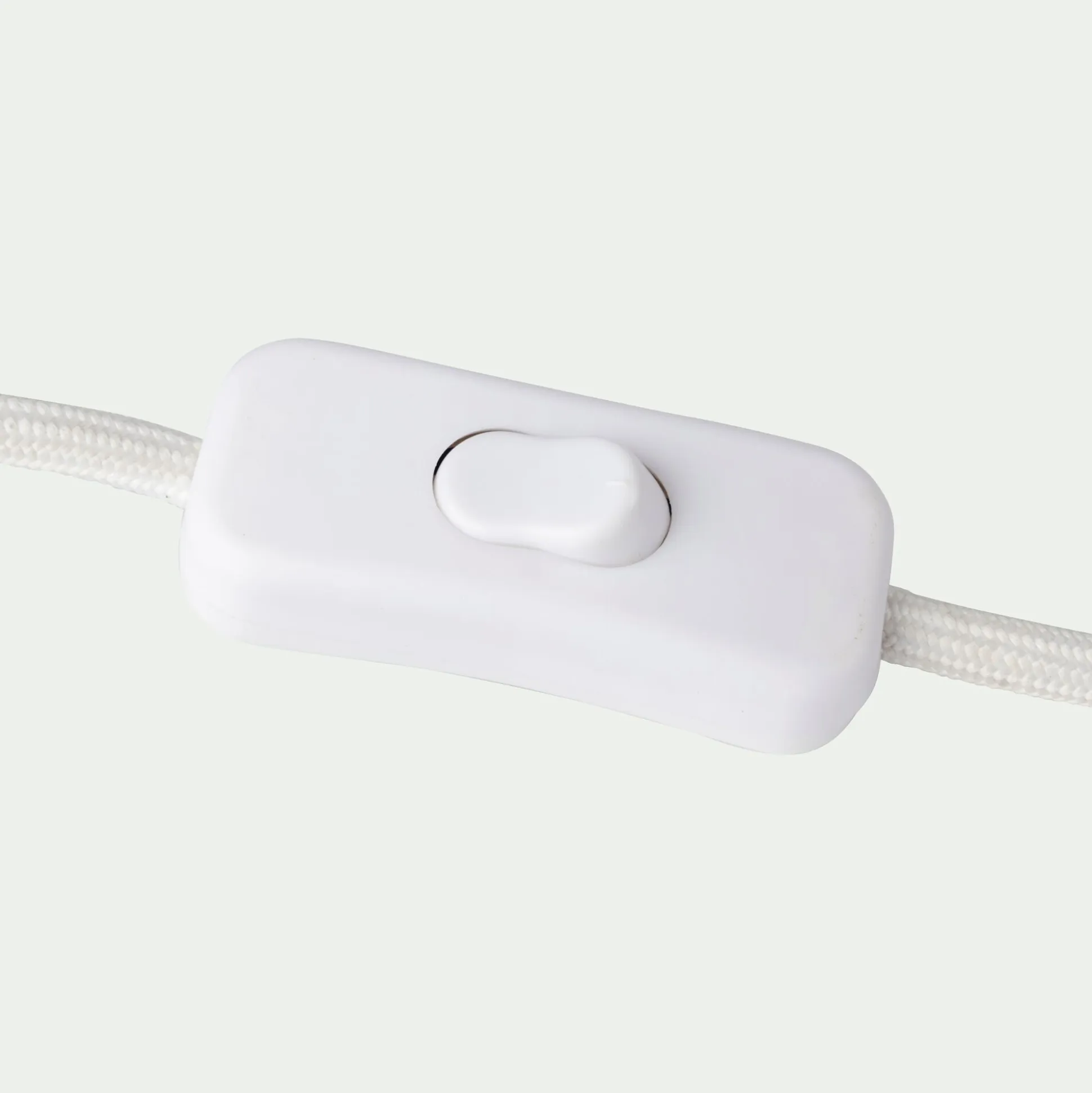 Lampe applique en métal blanc D10xH9cm