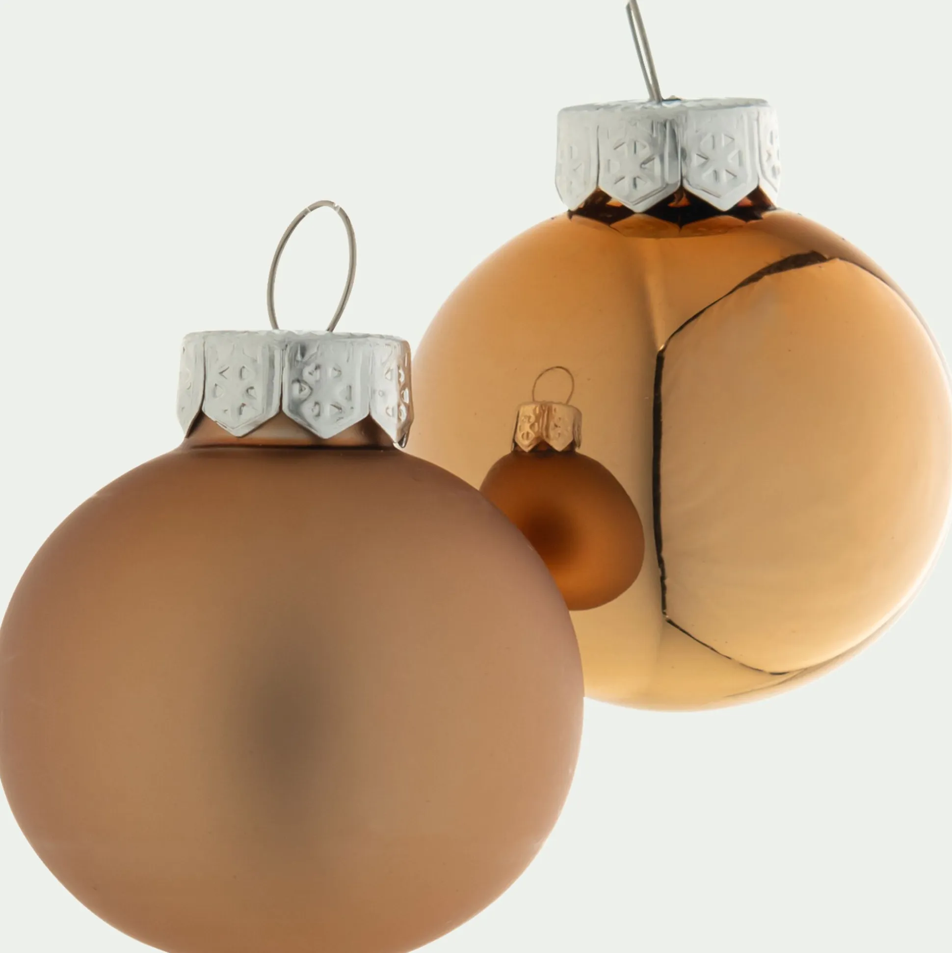 Lot de 16 boules de Noël en verre D3,5cm - doré