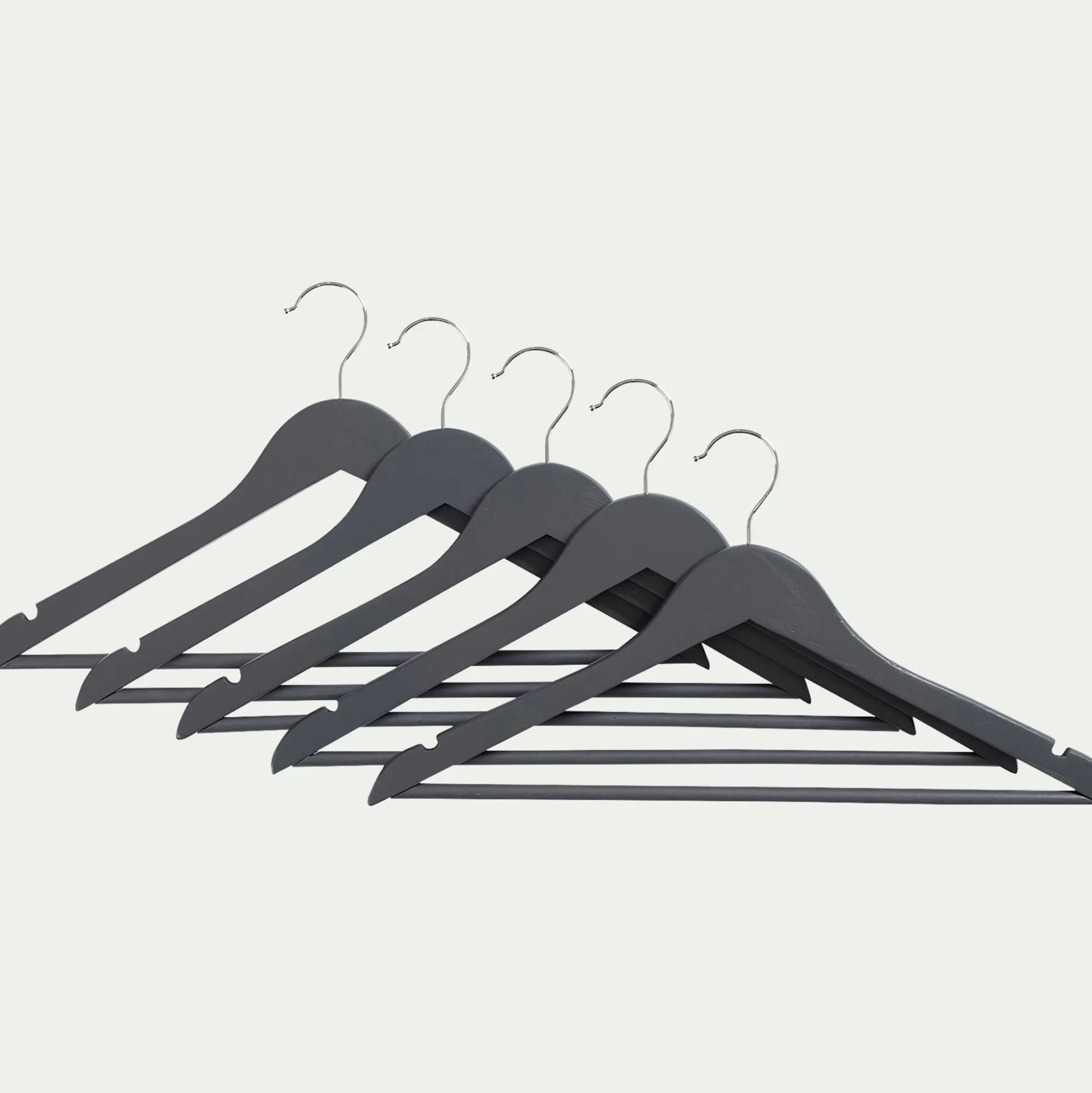 Lot de 5 cintres en bois - gris