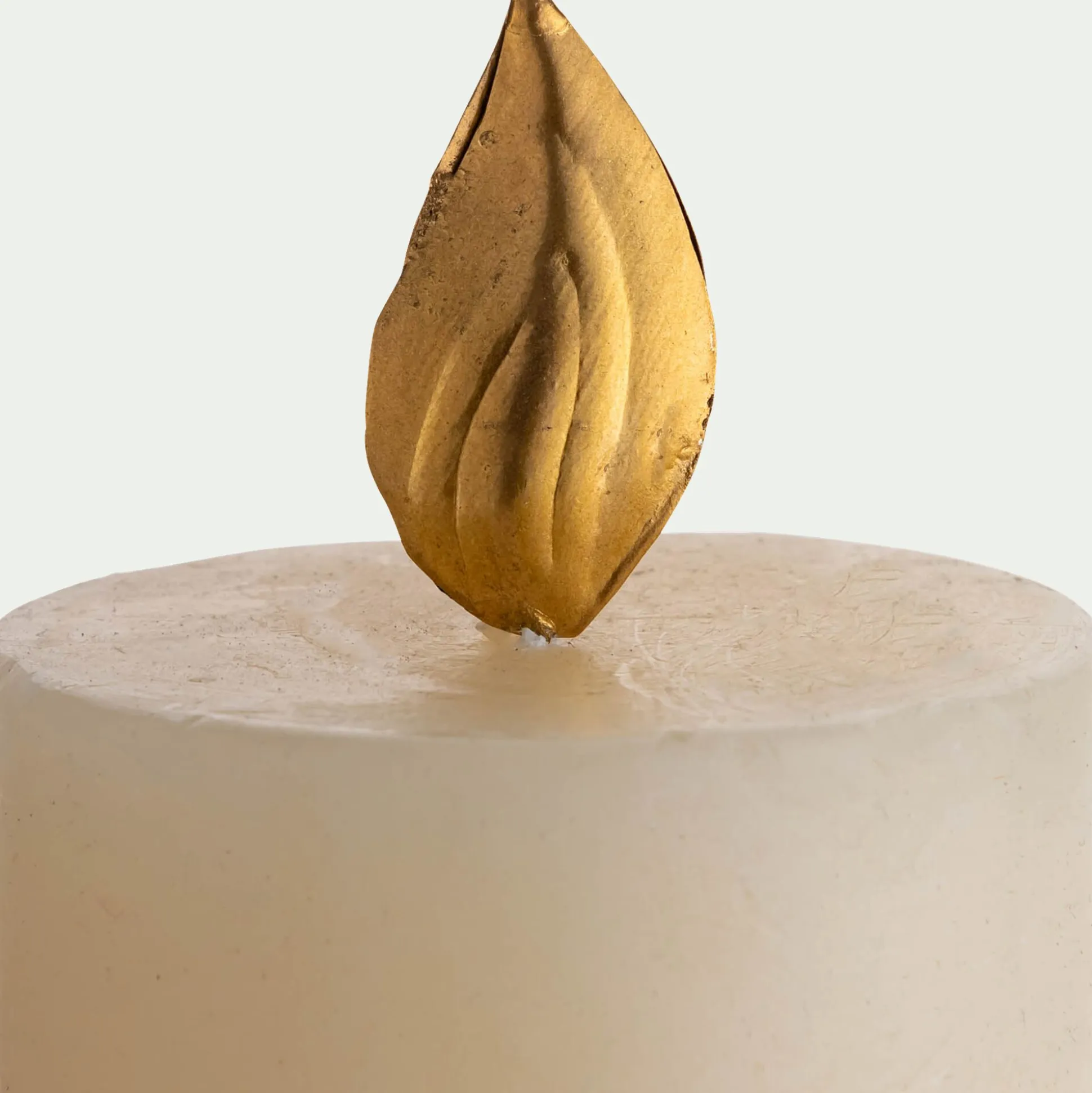 Lot de 2 pins flamme pour bougie - doré