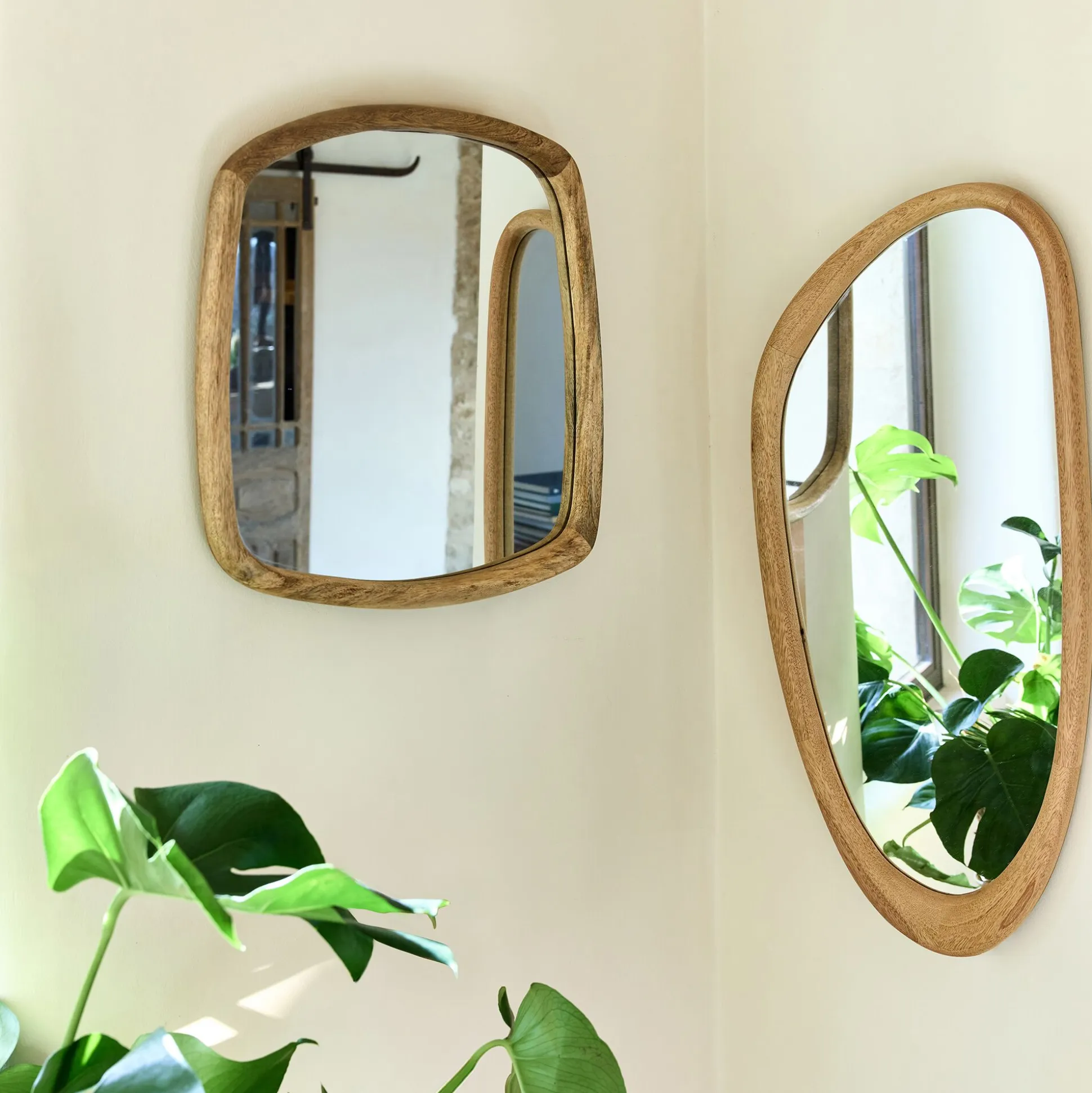Miroir carré en bois de manguier 50x50cm - naturel
