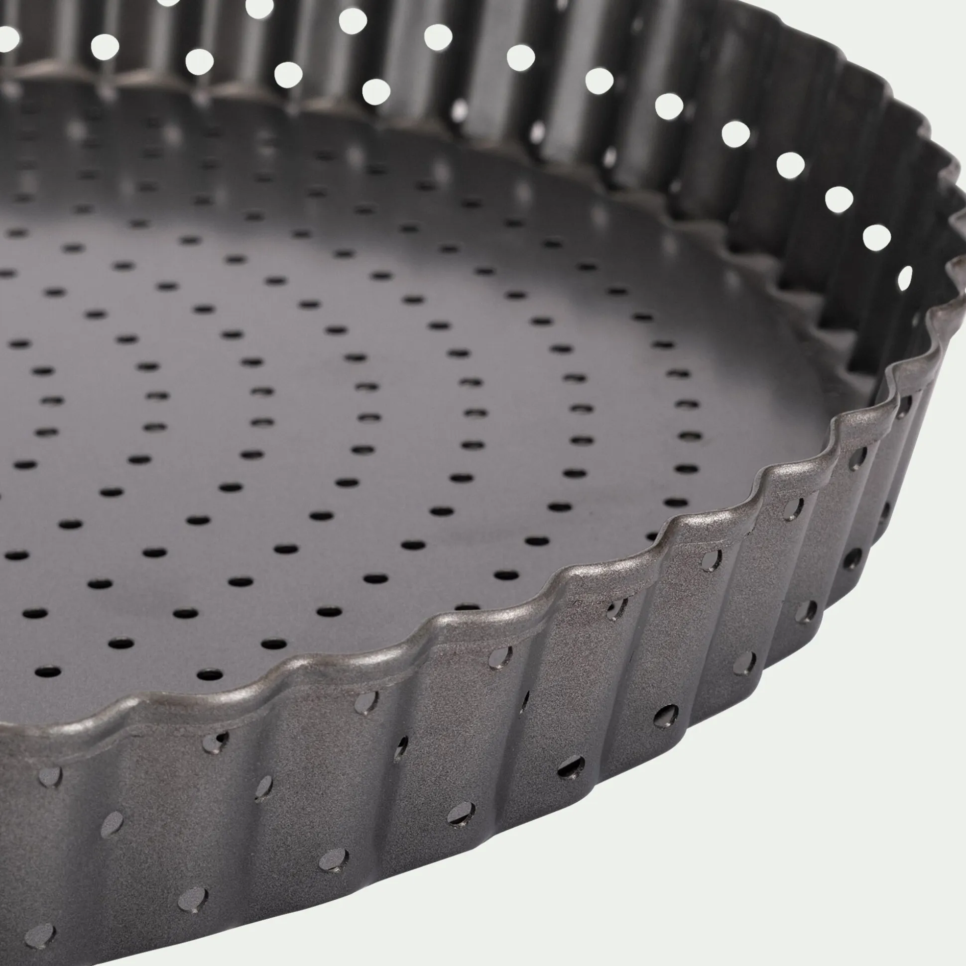 Moule à tarte perforé à fond amovible en acier 30cm - gris anthracite
