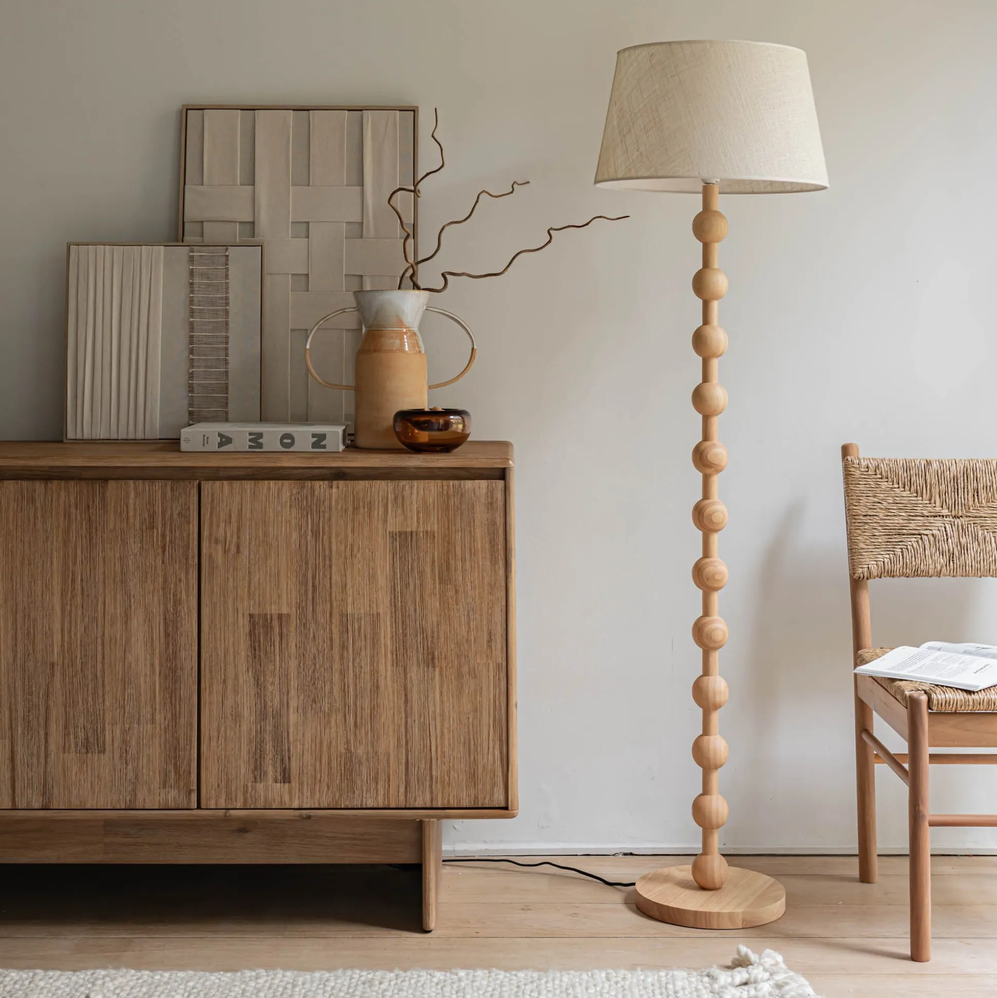 Pied de lampadaire en bois d'hévéa H142 cm - bois clair