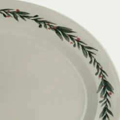 Plat ovale avec motif houx en grès L40cm - blanc