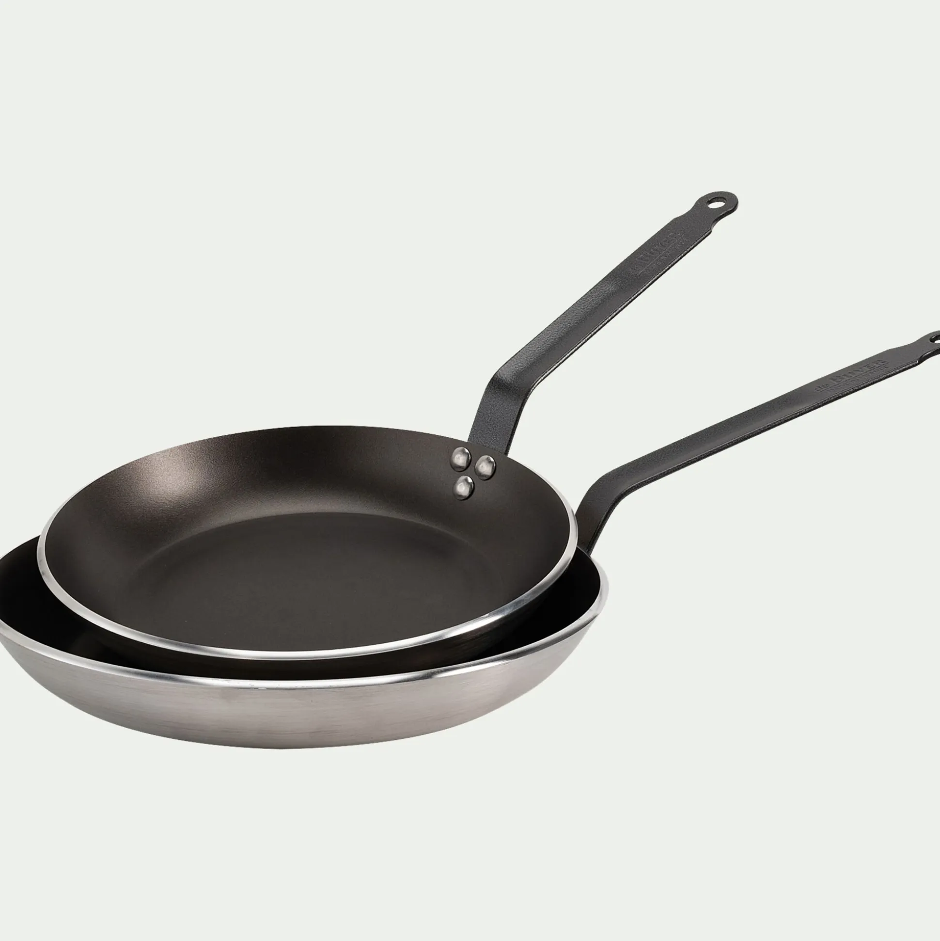 Poêle anti-adhésive De Buyer en aluminium - argenté D32cm (tous feux dont induction)