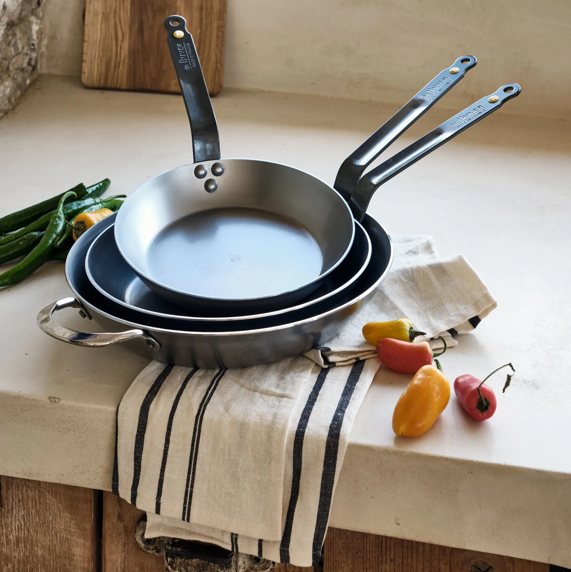 Poêle en tôle De Buyer D24cm - argenté