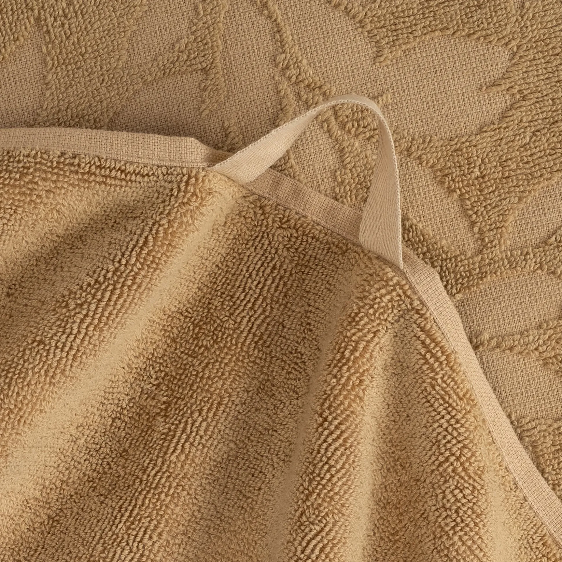 Serviette de toilette en coton motif floral 50x100cm - beige sable