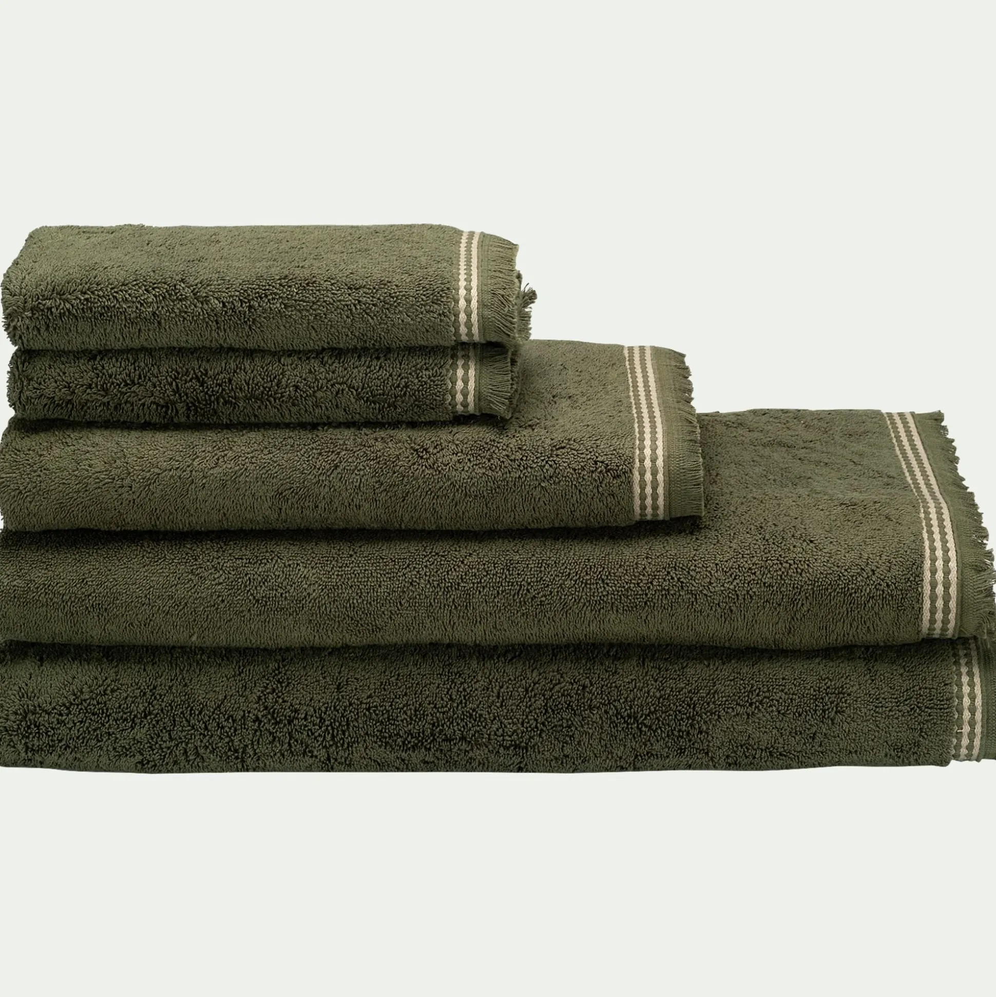 Serviette de toilette frangée en coton 50x100cm - vert cèdre