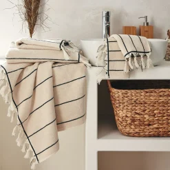 Serviette de toilette rayée en coton 50x100cm - beige