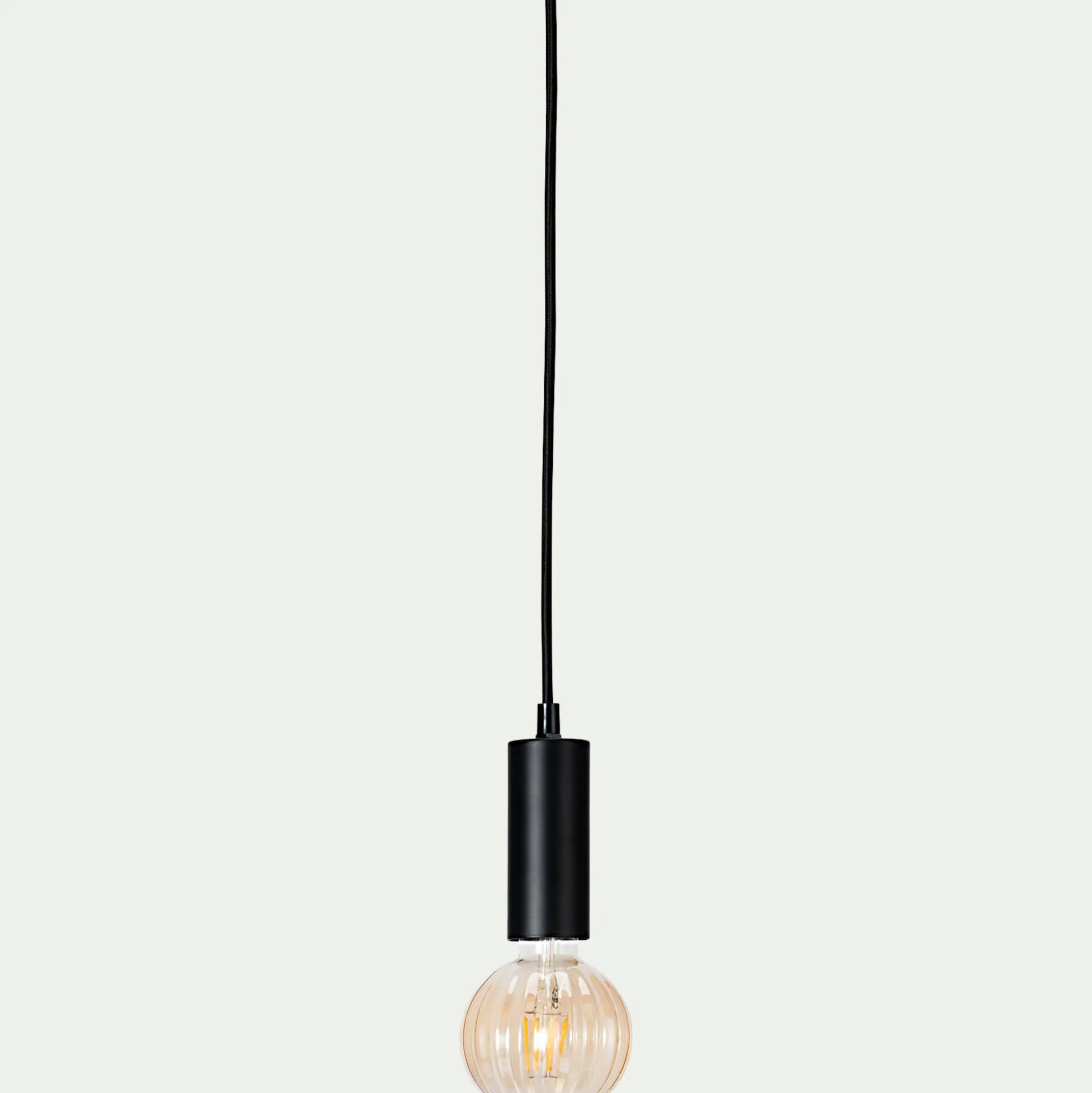 Suspension électrifiée en fer D10x150cm - noir