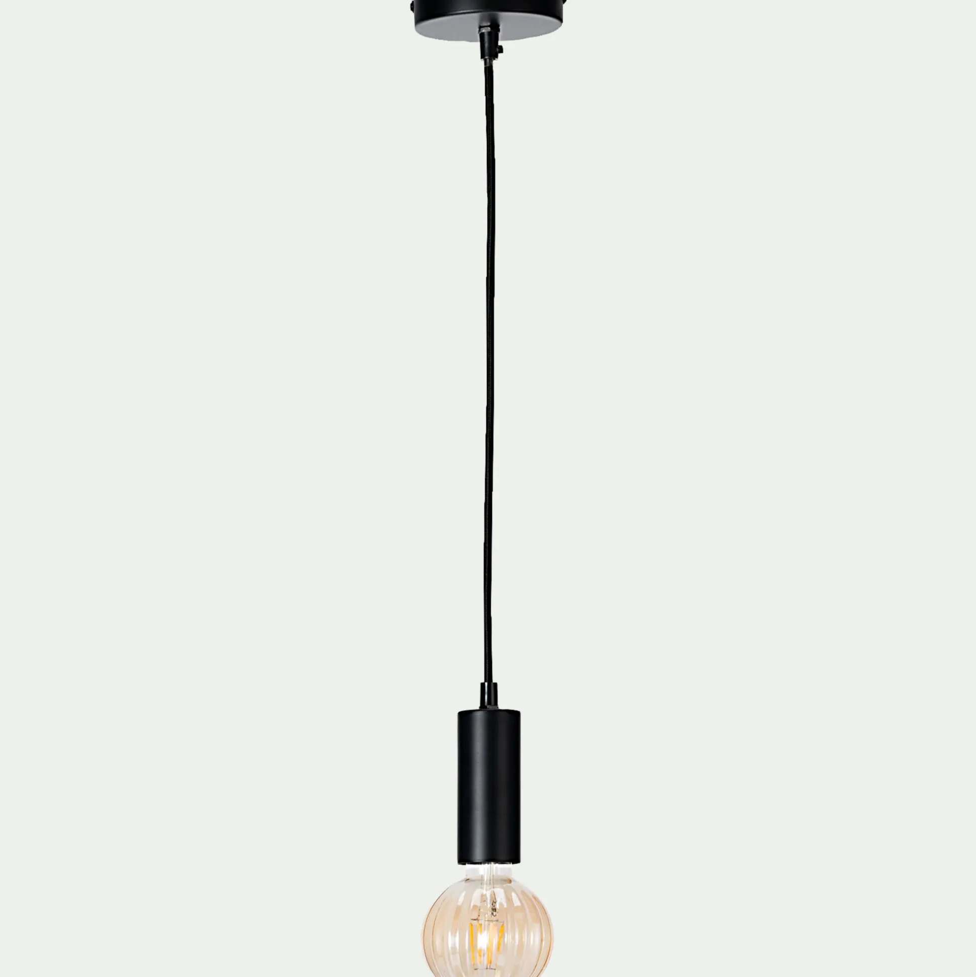 Suspension électrifiée en fer D10x150cm - noir
