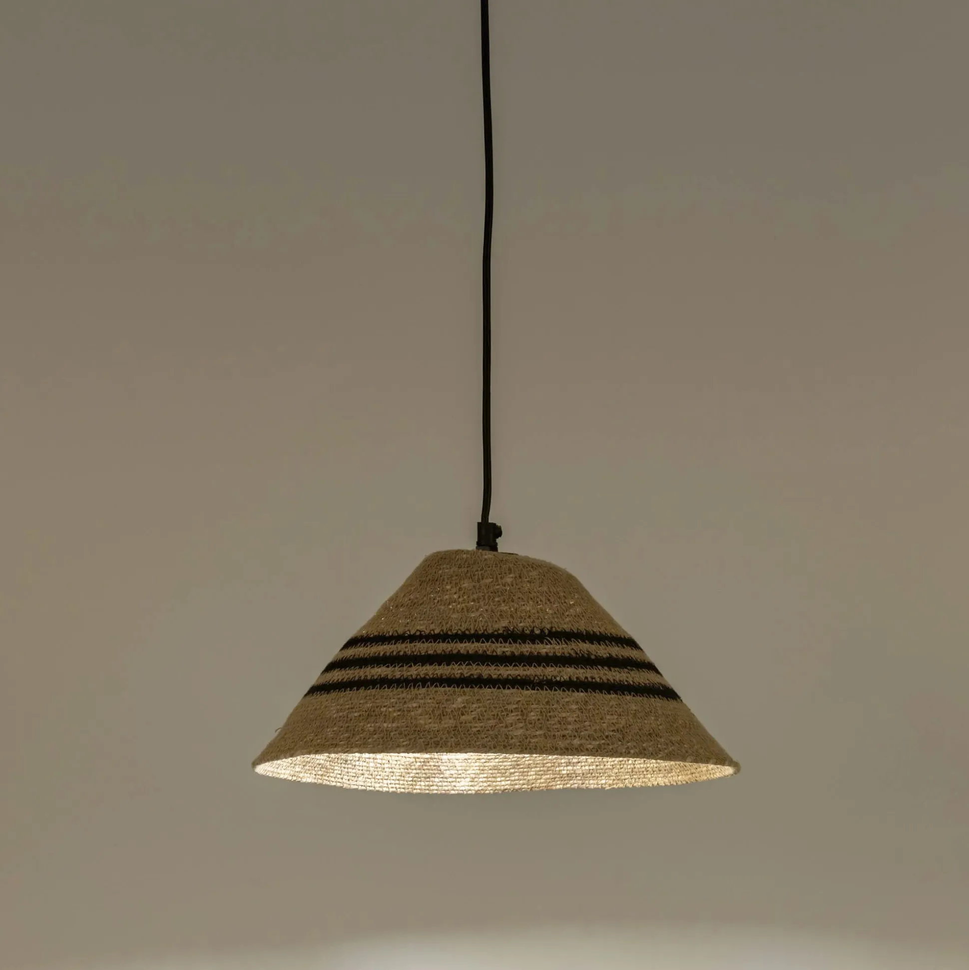 Suspension électrifiée en jonc de mer D32cm - naturel