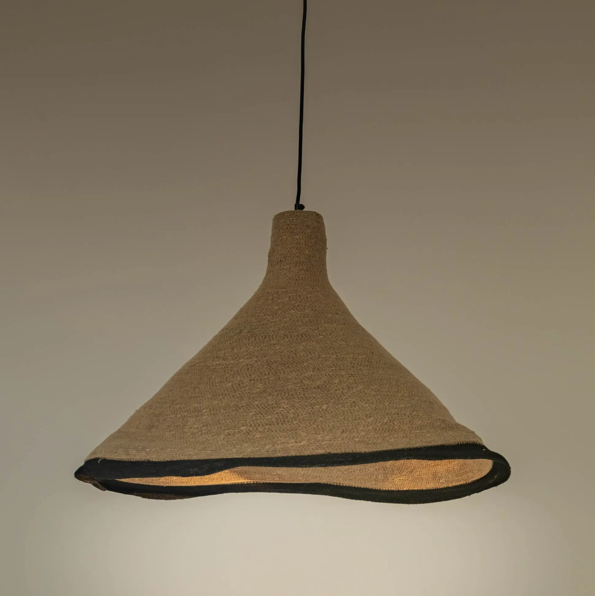 Suspension électrifiée en jonc de mer D61cm - naturel