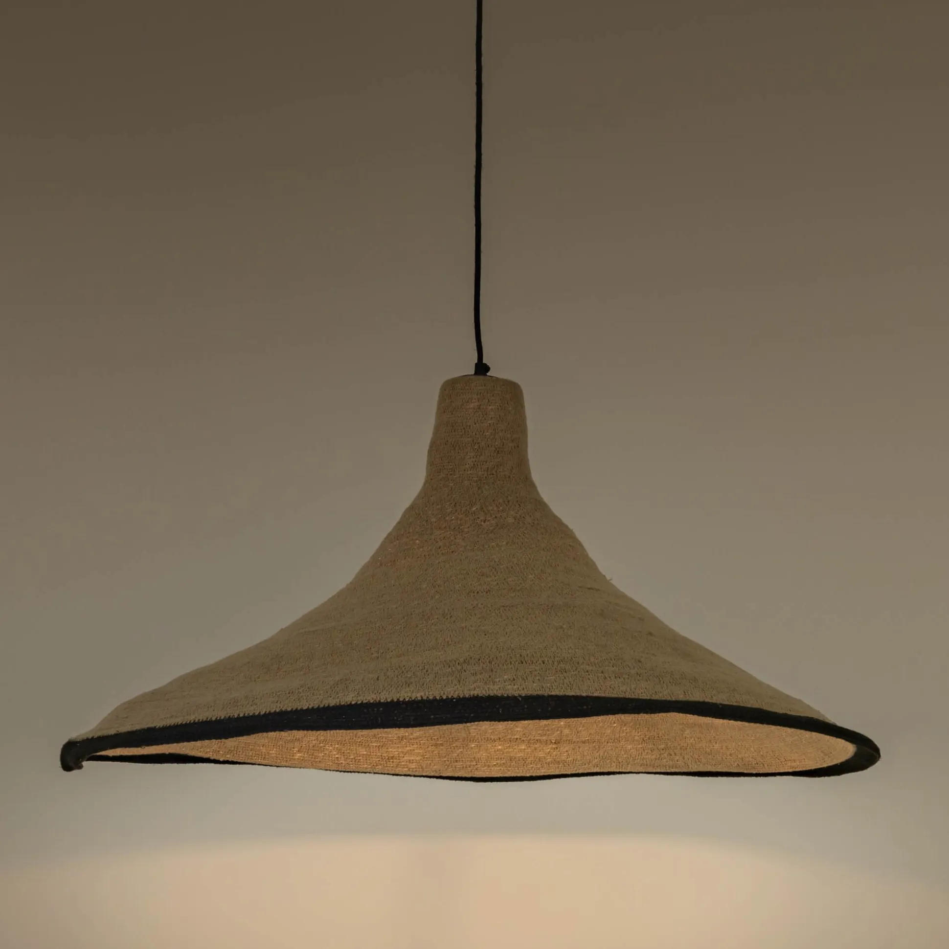 Suspension électrifiée en jonc de mer D91cm - naturel