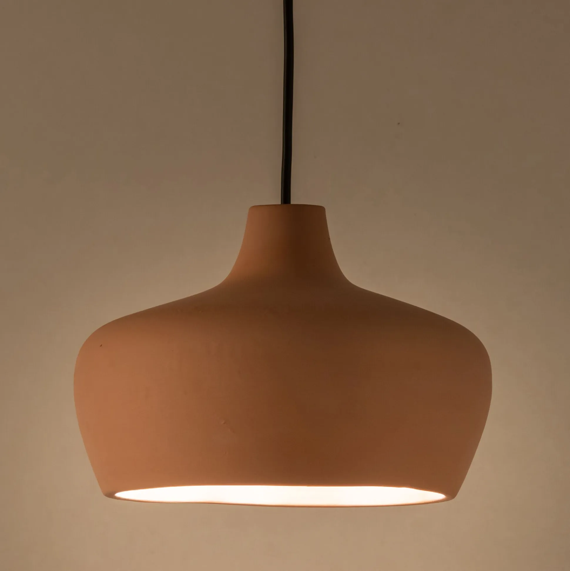 Suspension ronde en terre cuite D18,6cm - rose argile