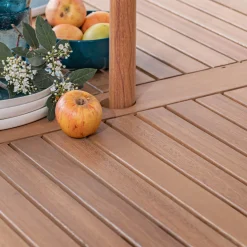 Table de repas jardin extensible en eucalyptus et aluminium - blanc écru (8 à 12 places)