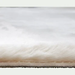 Tapis imitation fourrure - beige 120x160cm