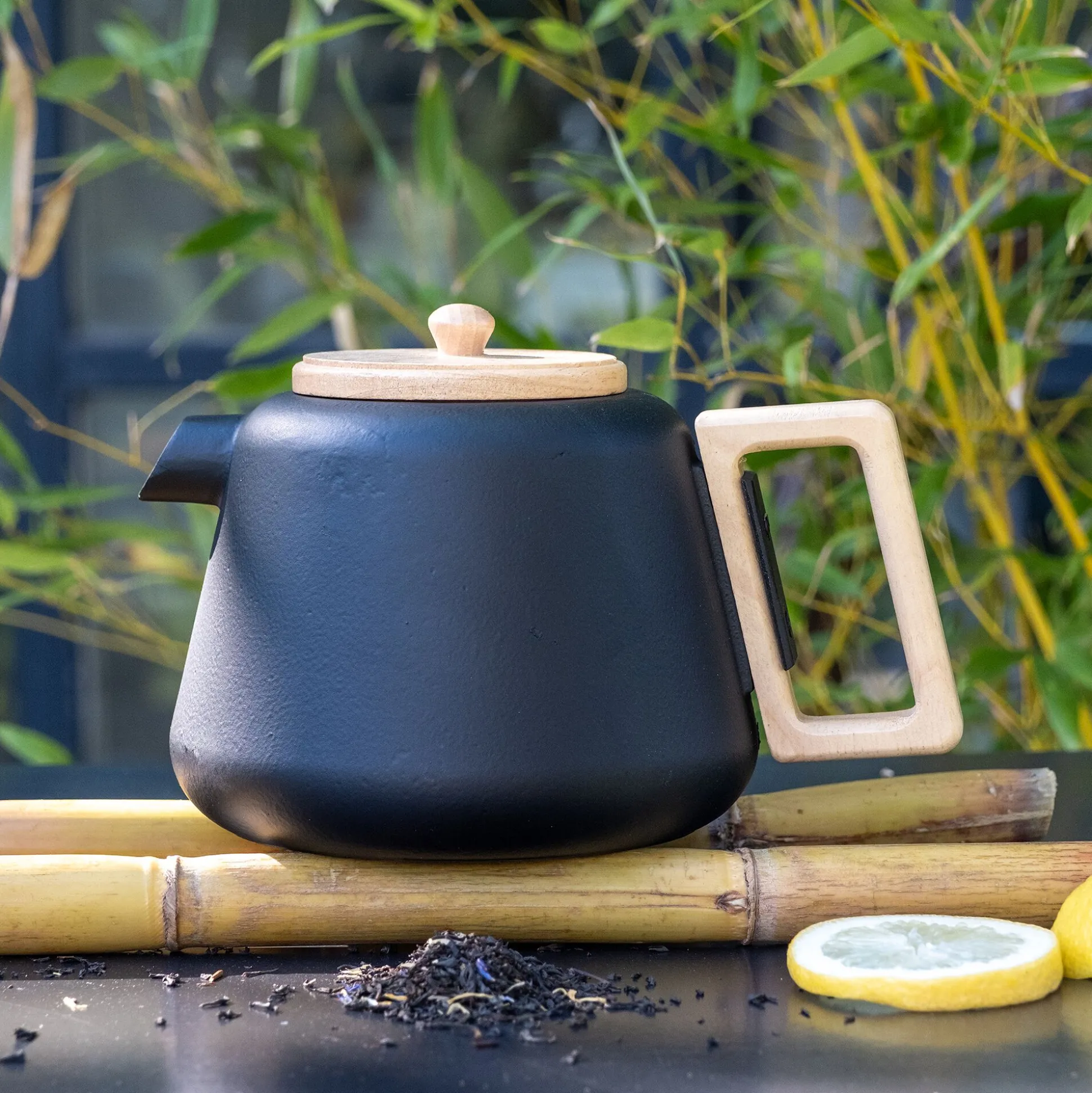 Théière en fonte et bois 1L - noir