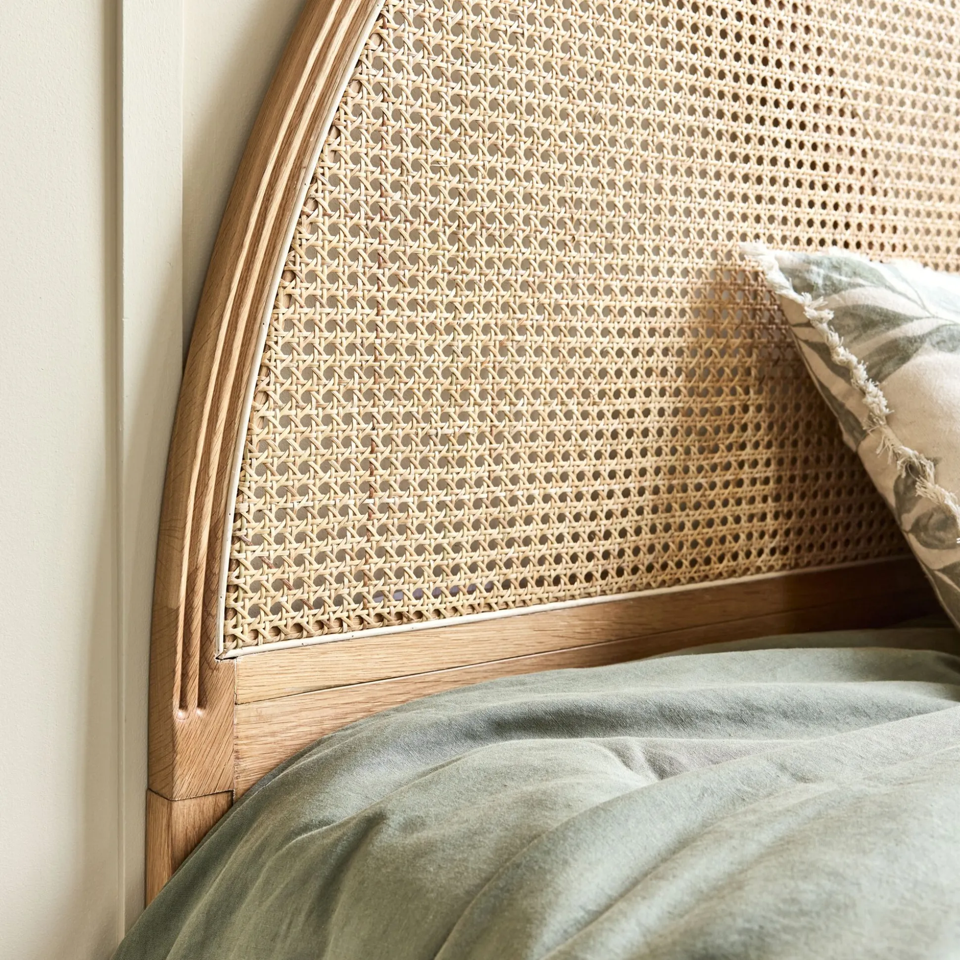 Tête de lit ronde en chêne et rotin L170cm - bois clair