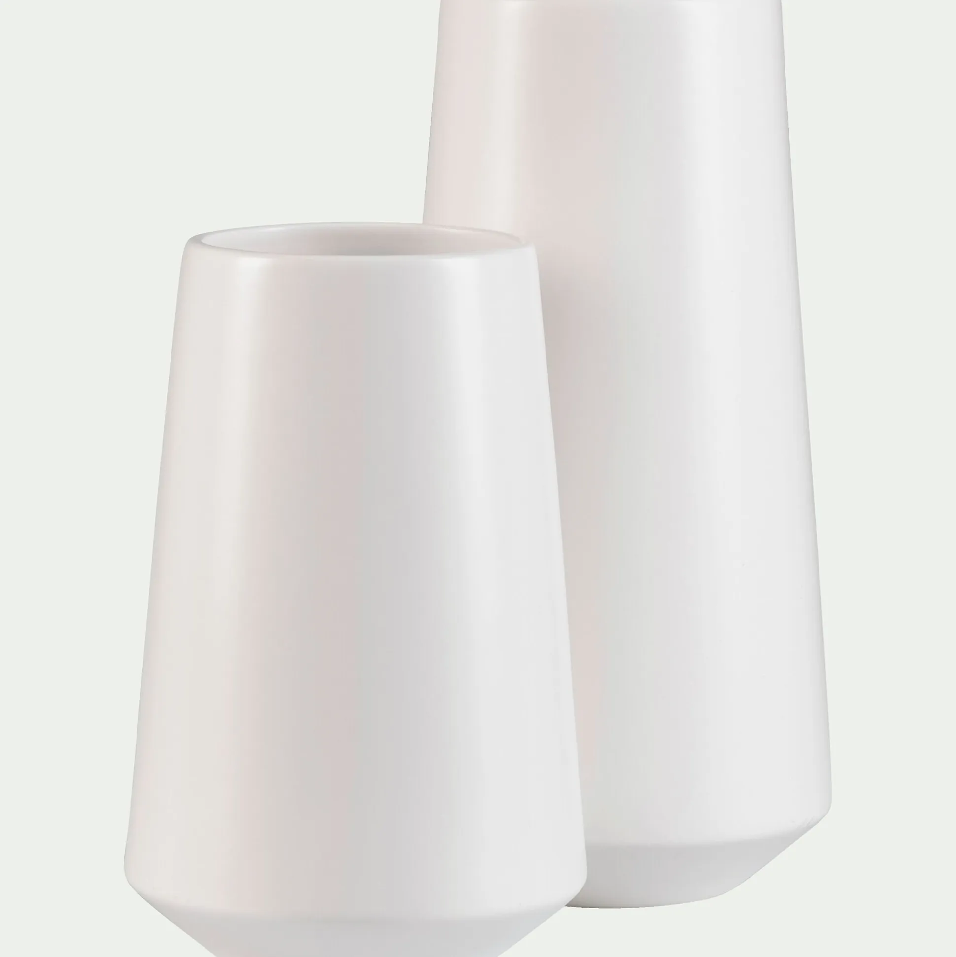 Vase classique en faïence H25cm - blanc ventoux