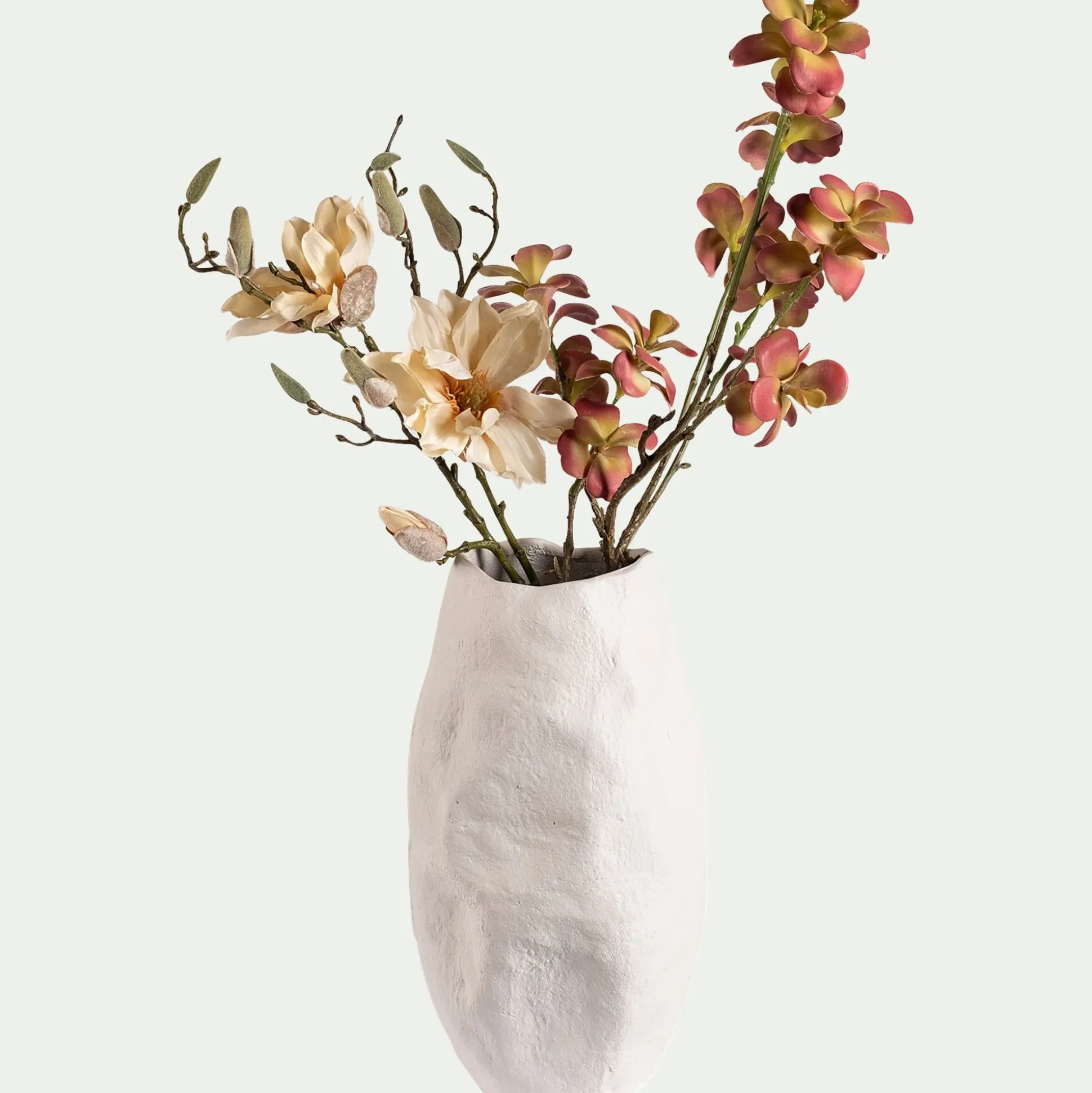 Vase contemporain en aluminium H37,5cm - blanc