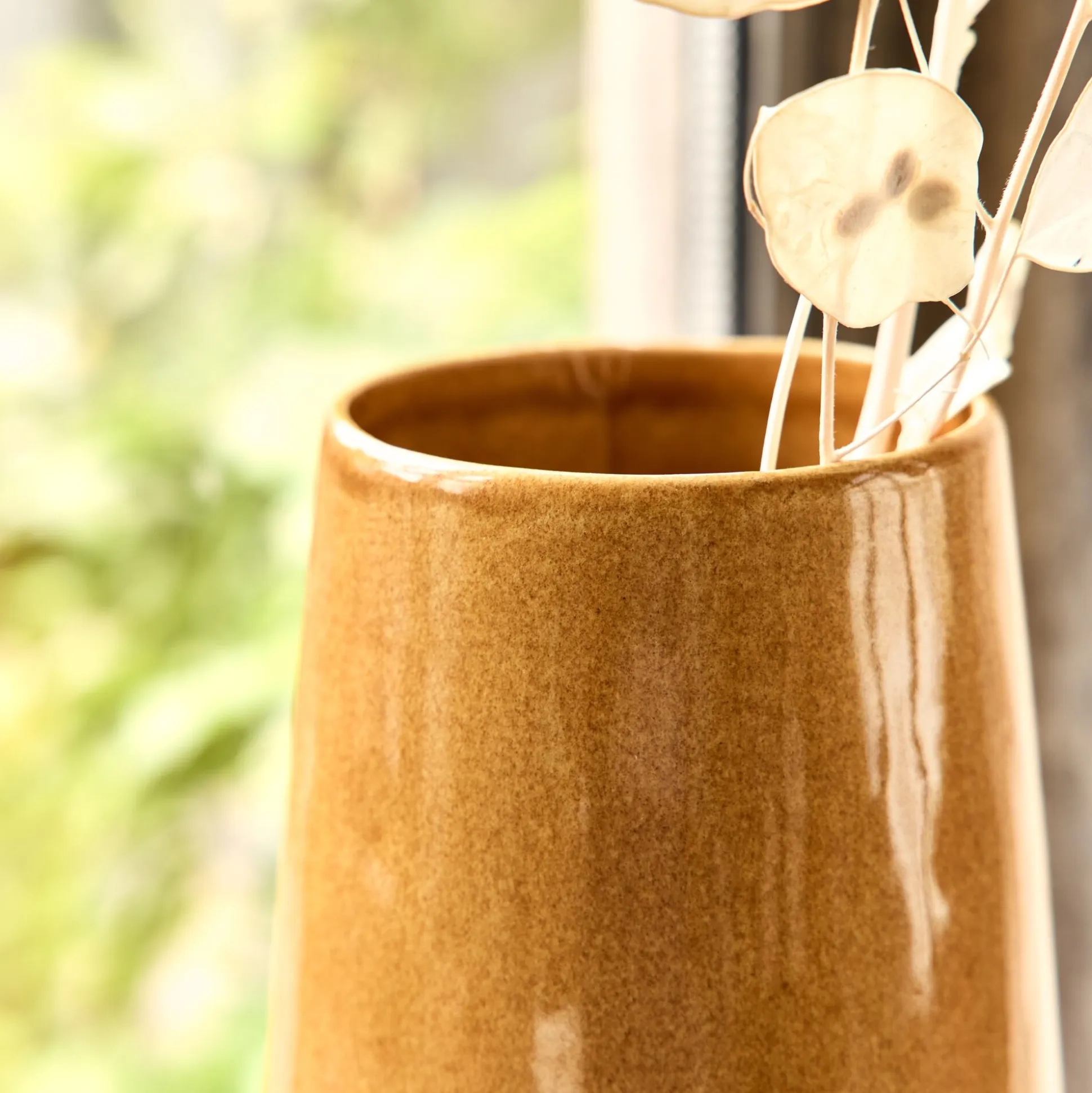 Vase en faïence H34,5cm - jaune miel