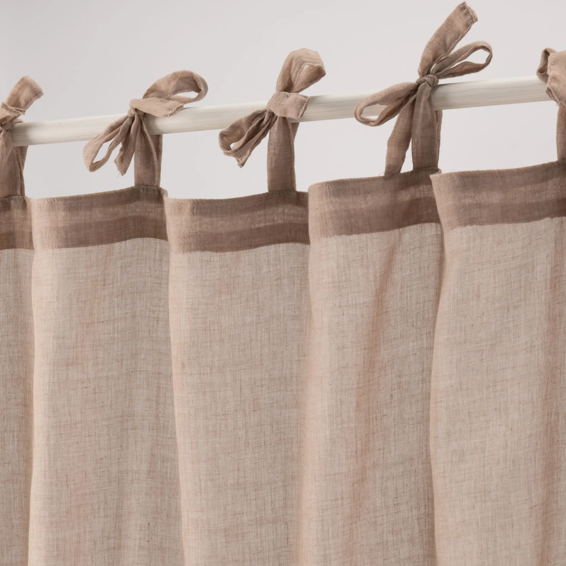 Voilage à nouettes en polyester et coton 130x250cm - beige alpilles